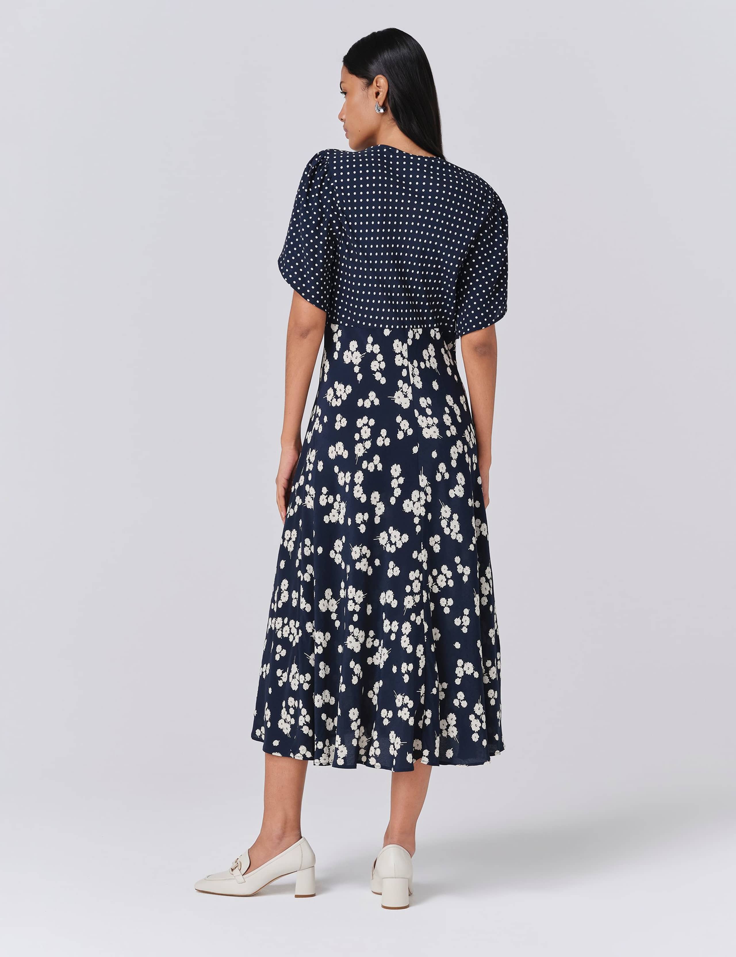Printed V-Neck Midi Tea Dress 3 of 5
