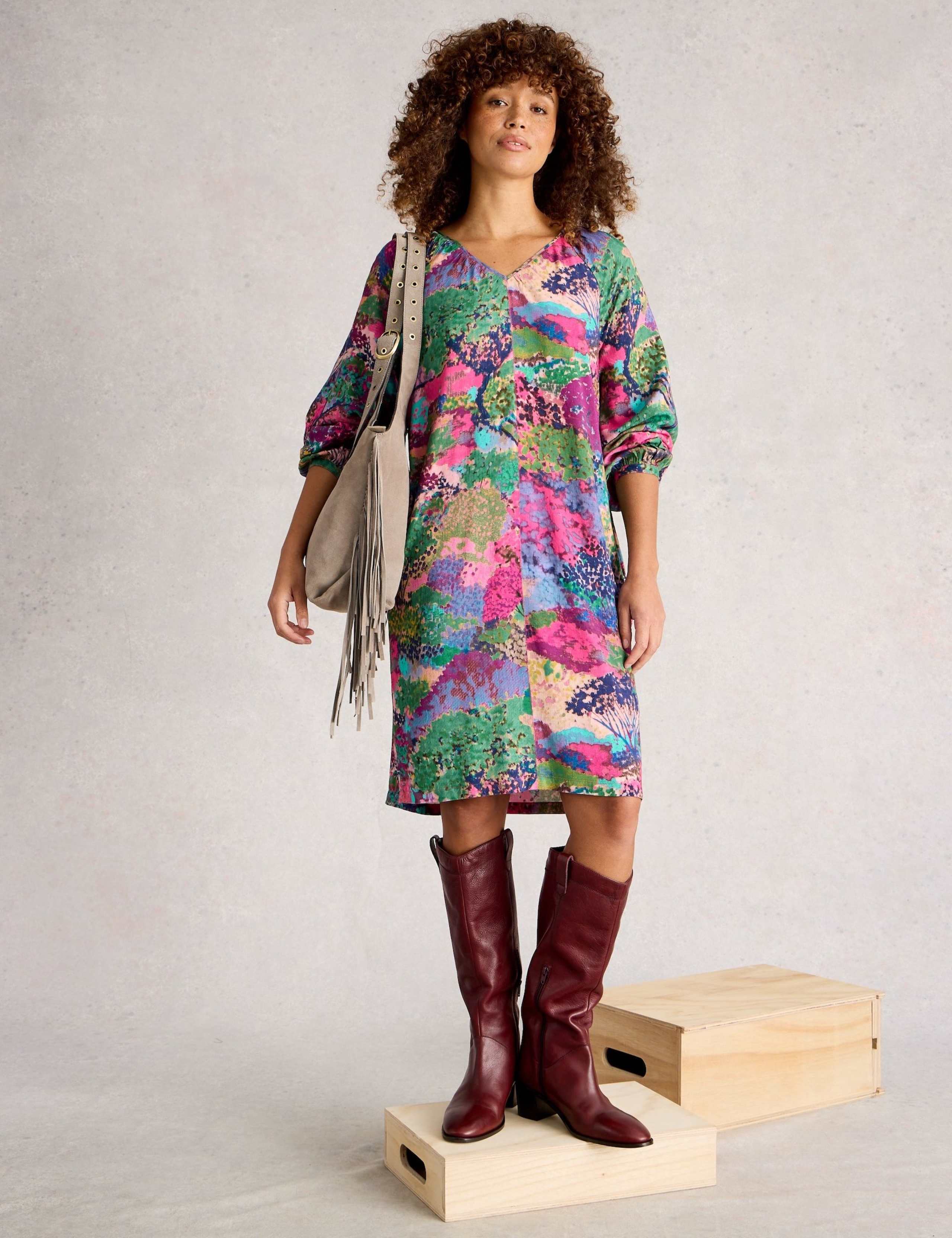 Printed V-Neck Knee Length Relaxed Shift Dress 1 of 6