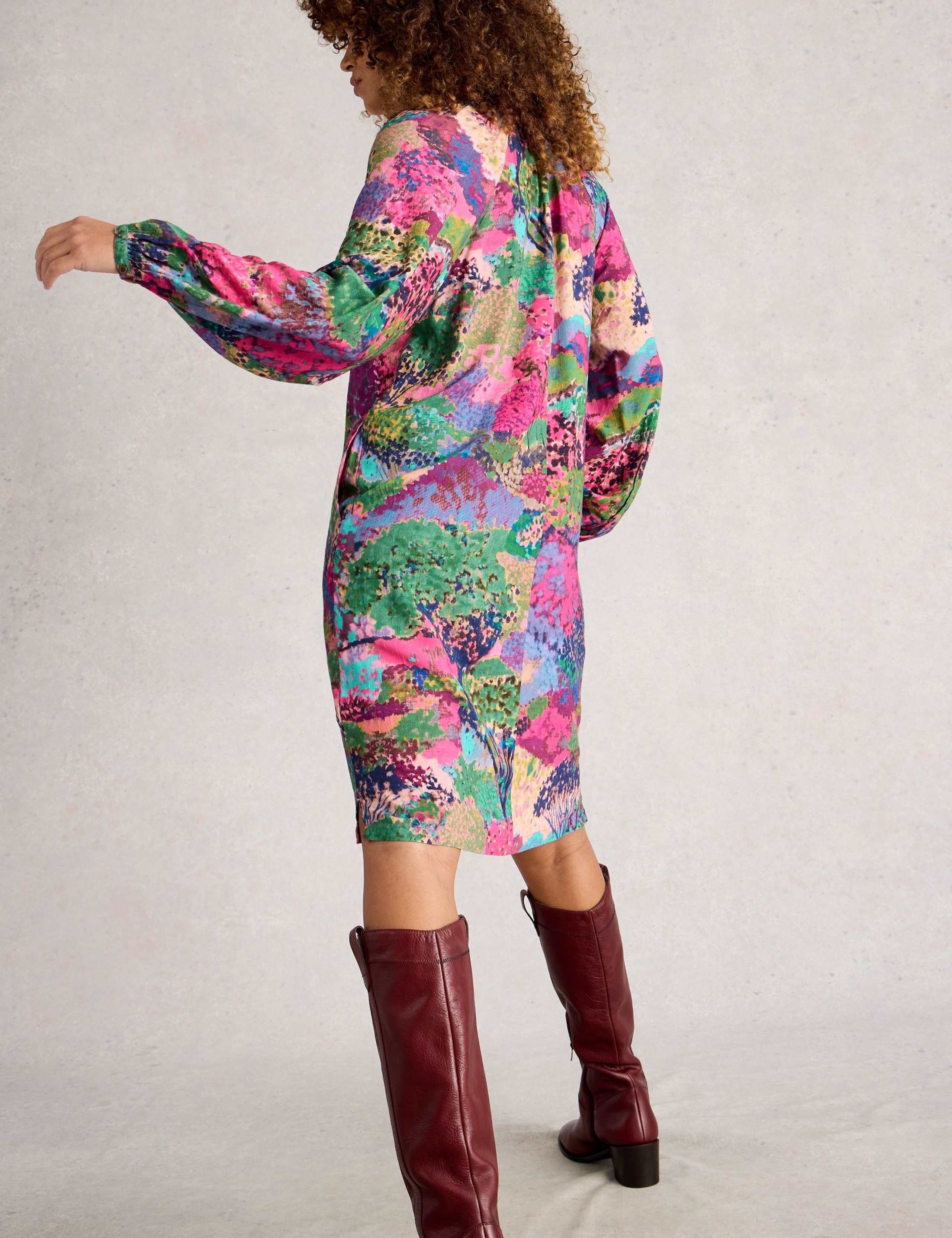 Printed V-Neck Knee Length Relaxed Shift Dress 6 of 6