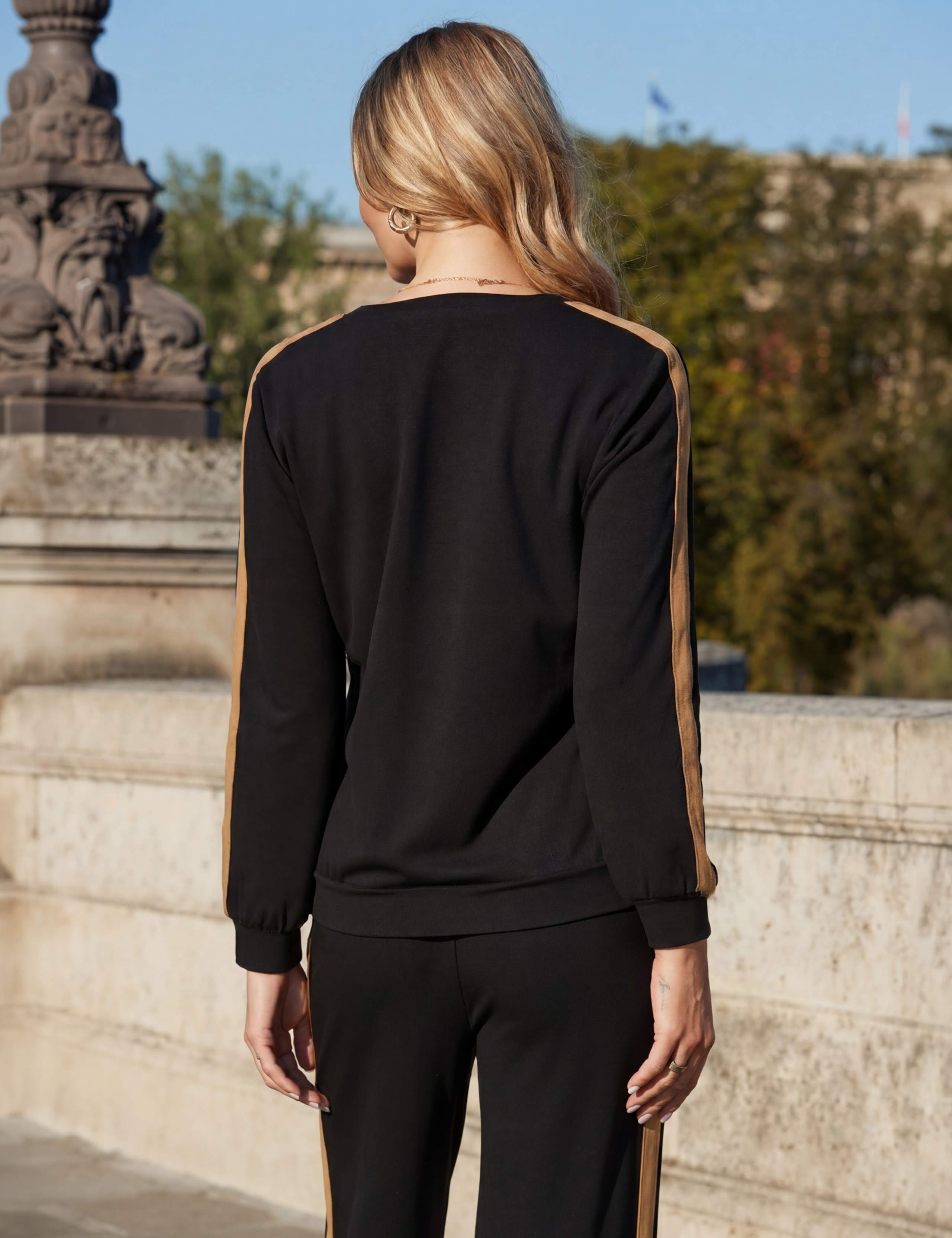 V-Neck Side Stripe Jumper 2 of 6