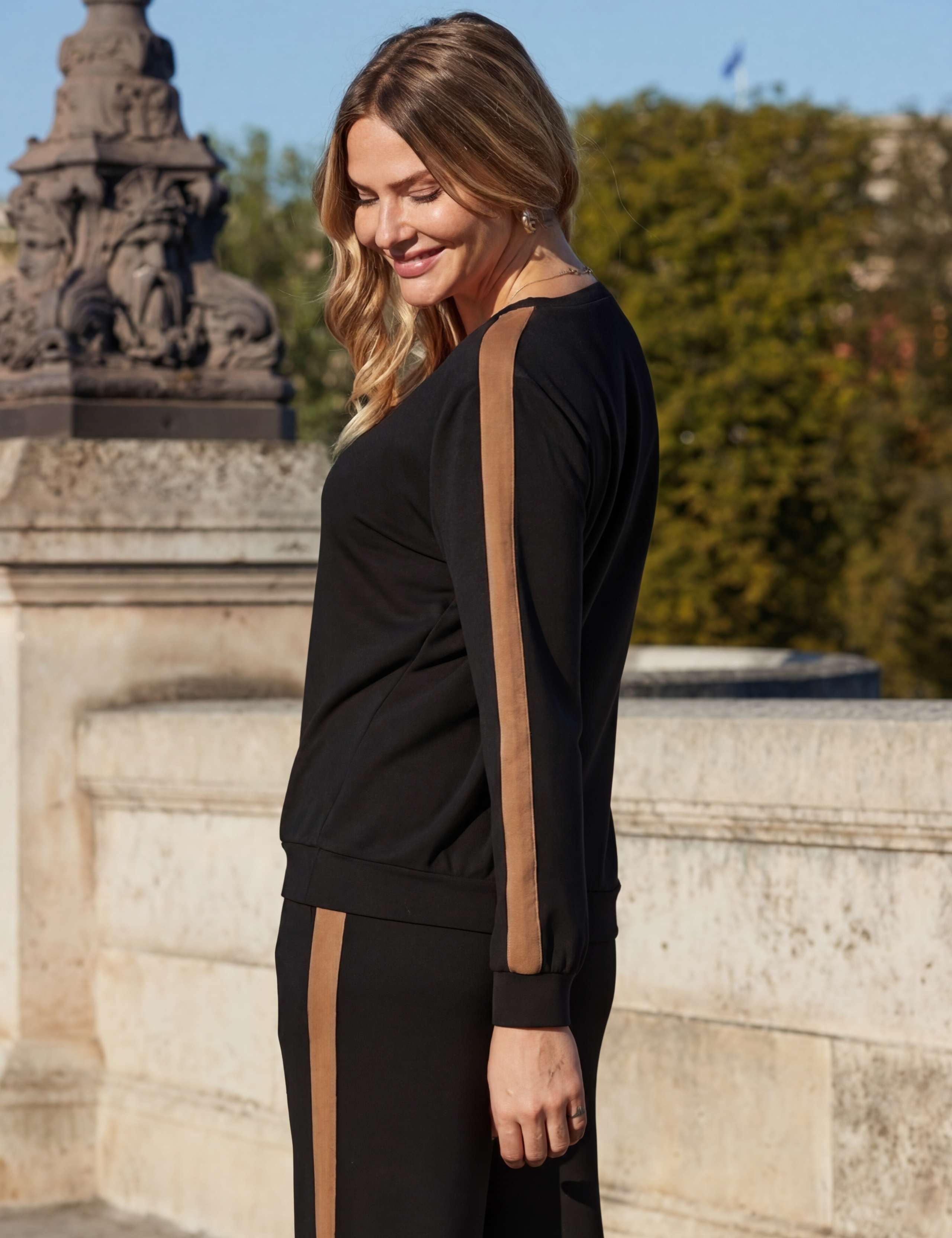 V-Neck Side Stripe Jumper 4 of 6