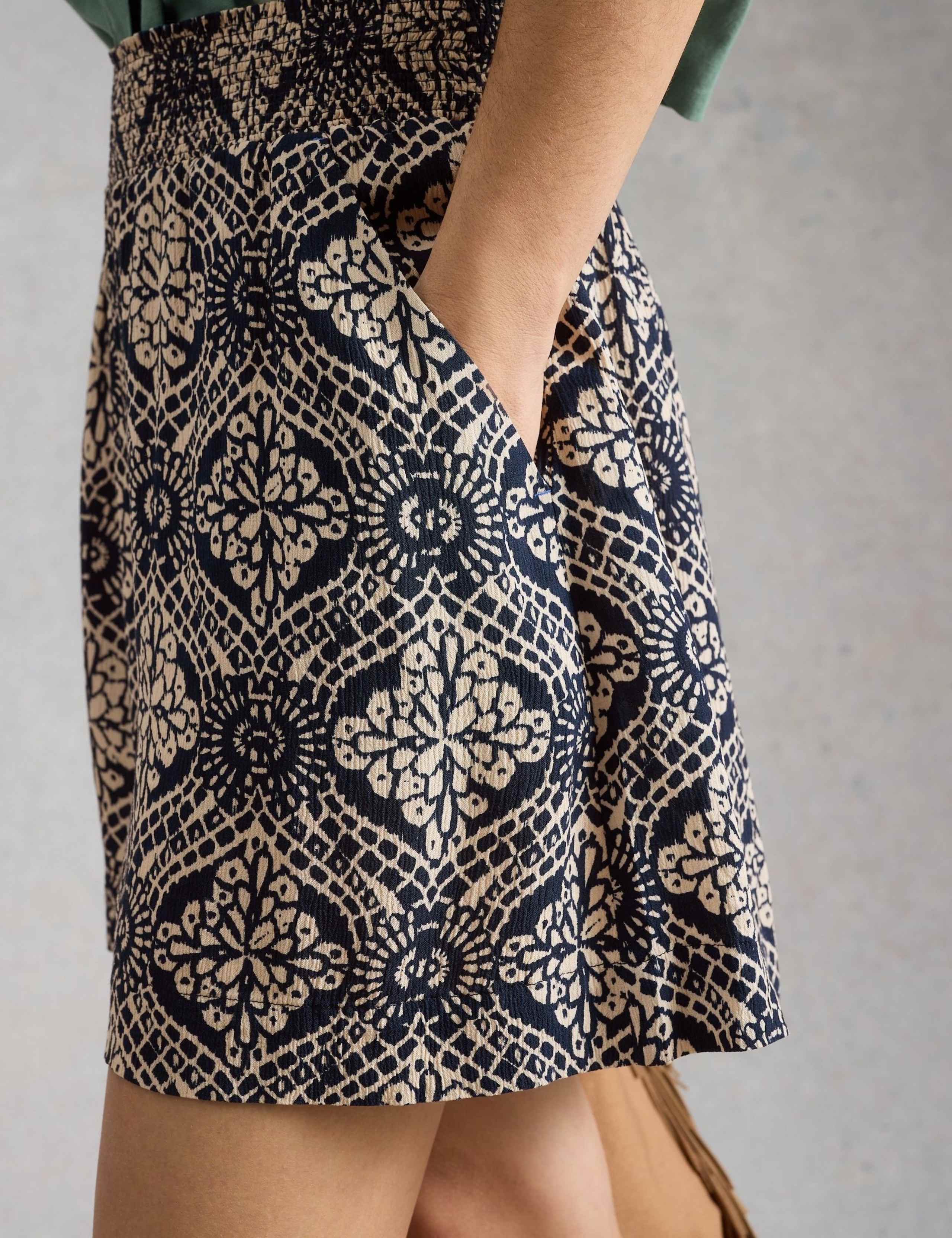 Printed Crinkle Shorts 6 of 6