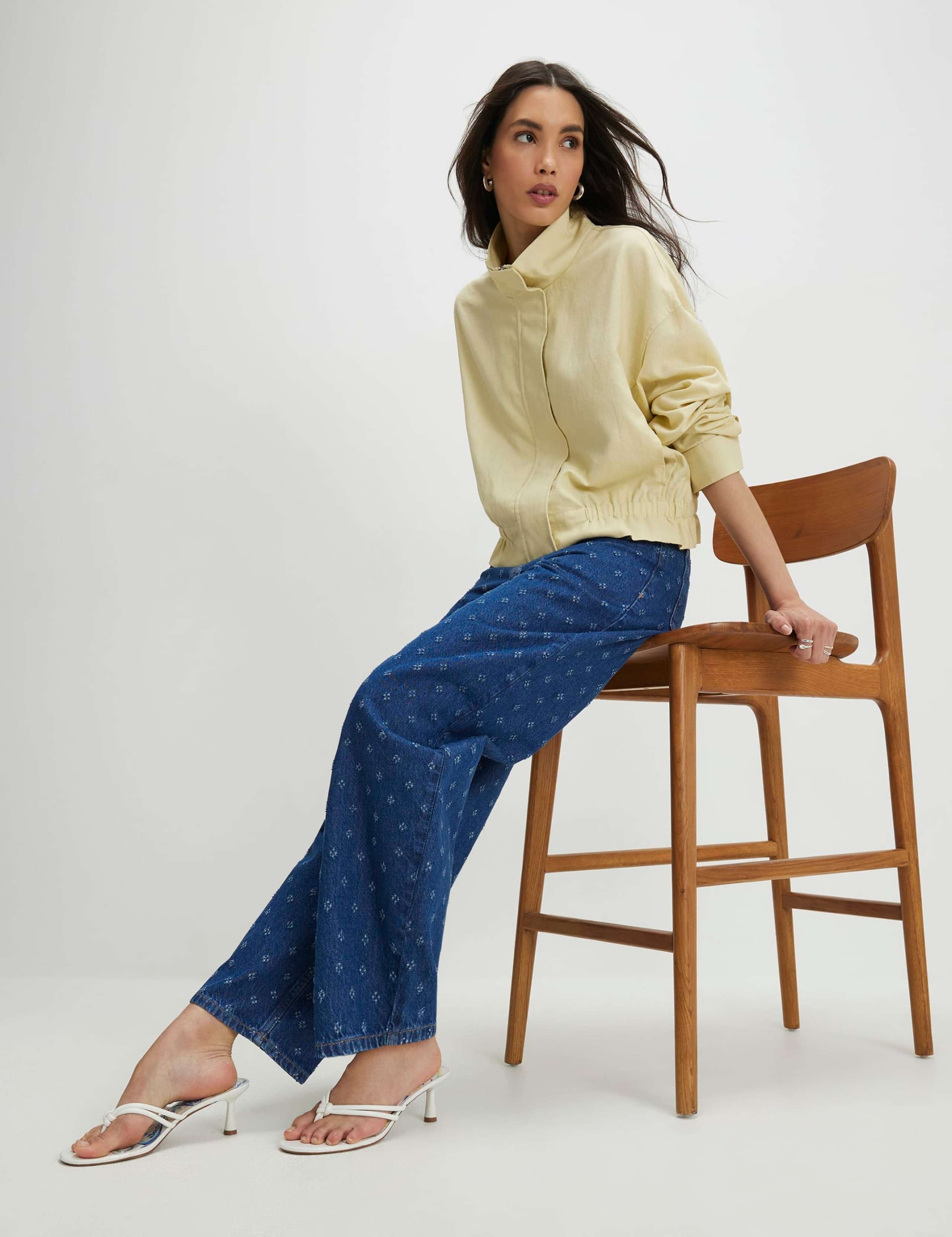 Ditsy Texture Barrel Jeans 3 of 4