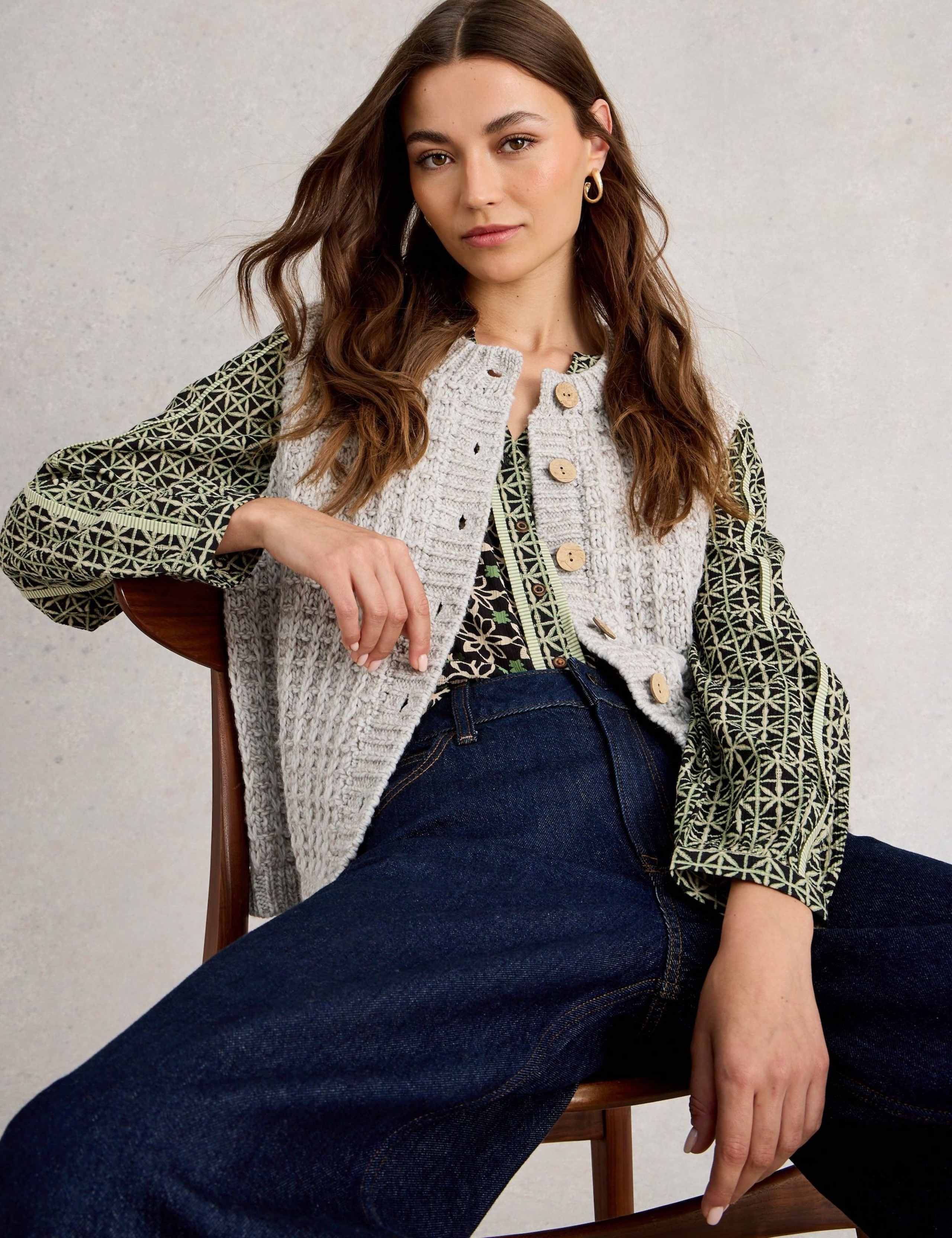 Button Front Knitted Vest with Wool 4 of 6