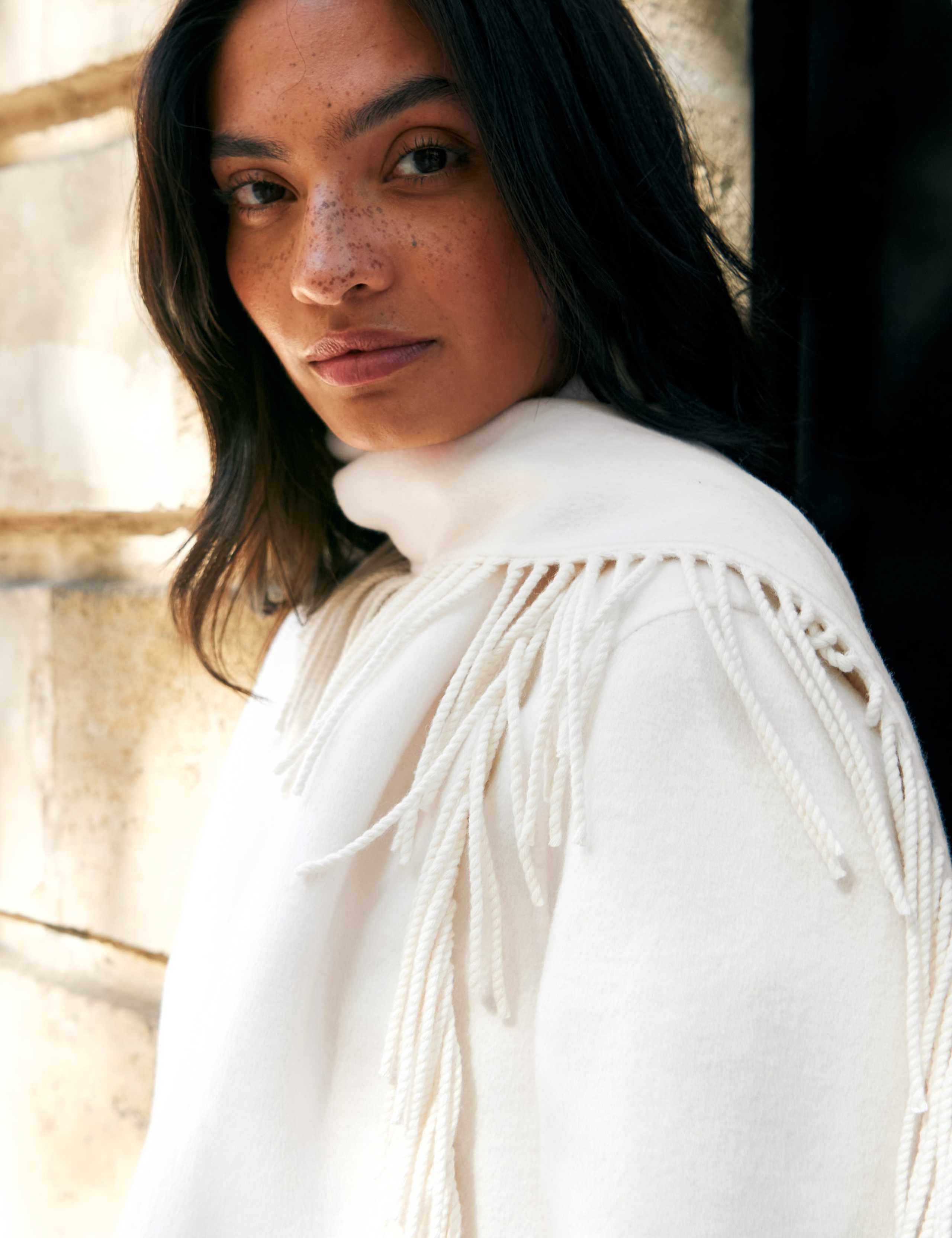 Double-Faced Detachable Scarf Jacket with Wool 3 of 5