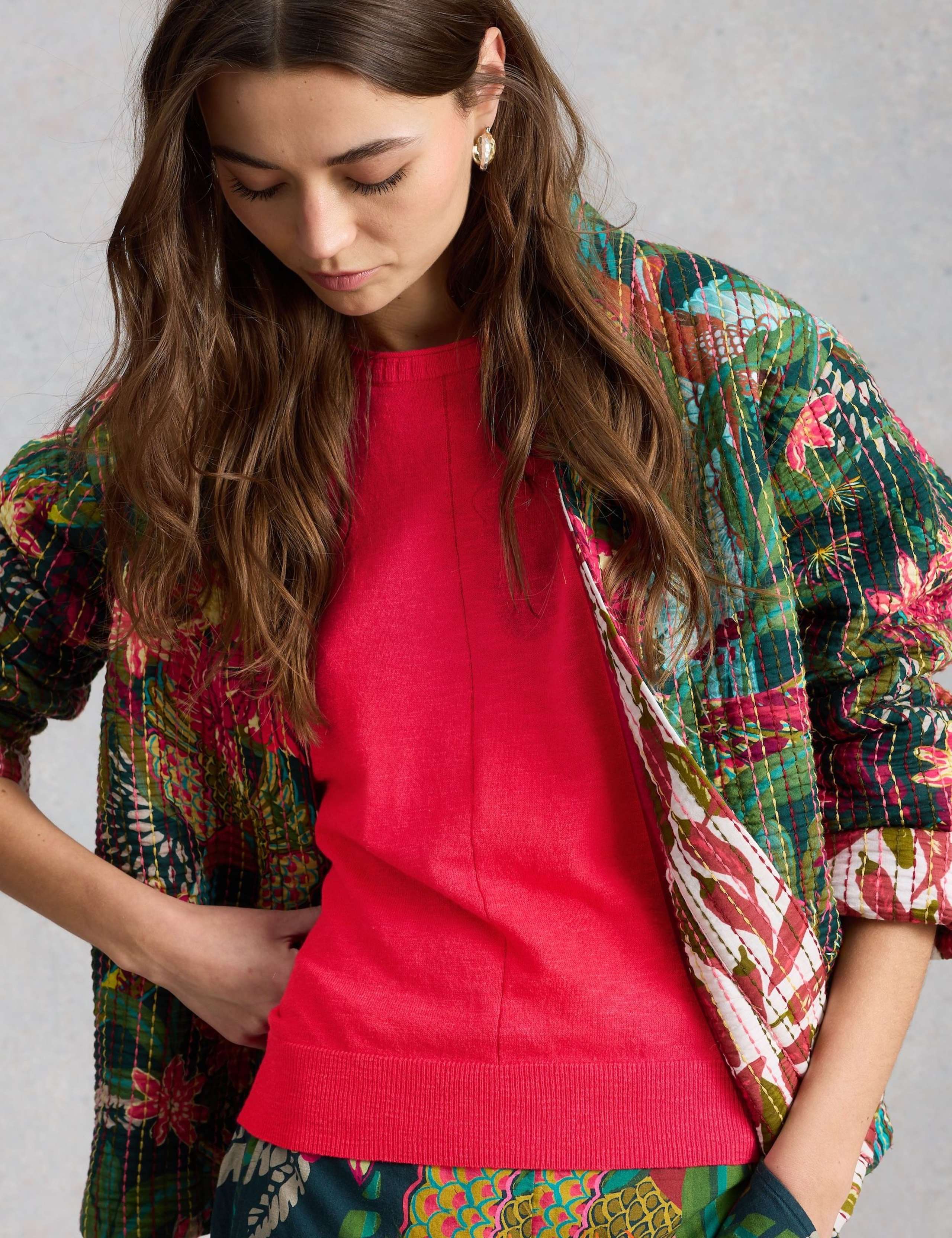 Cotton Rich T-Shirt with Linen 6 of 6