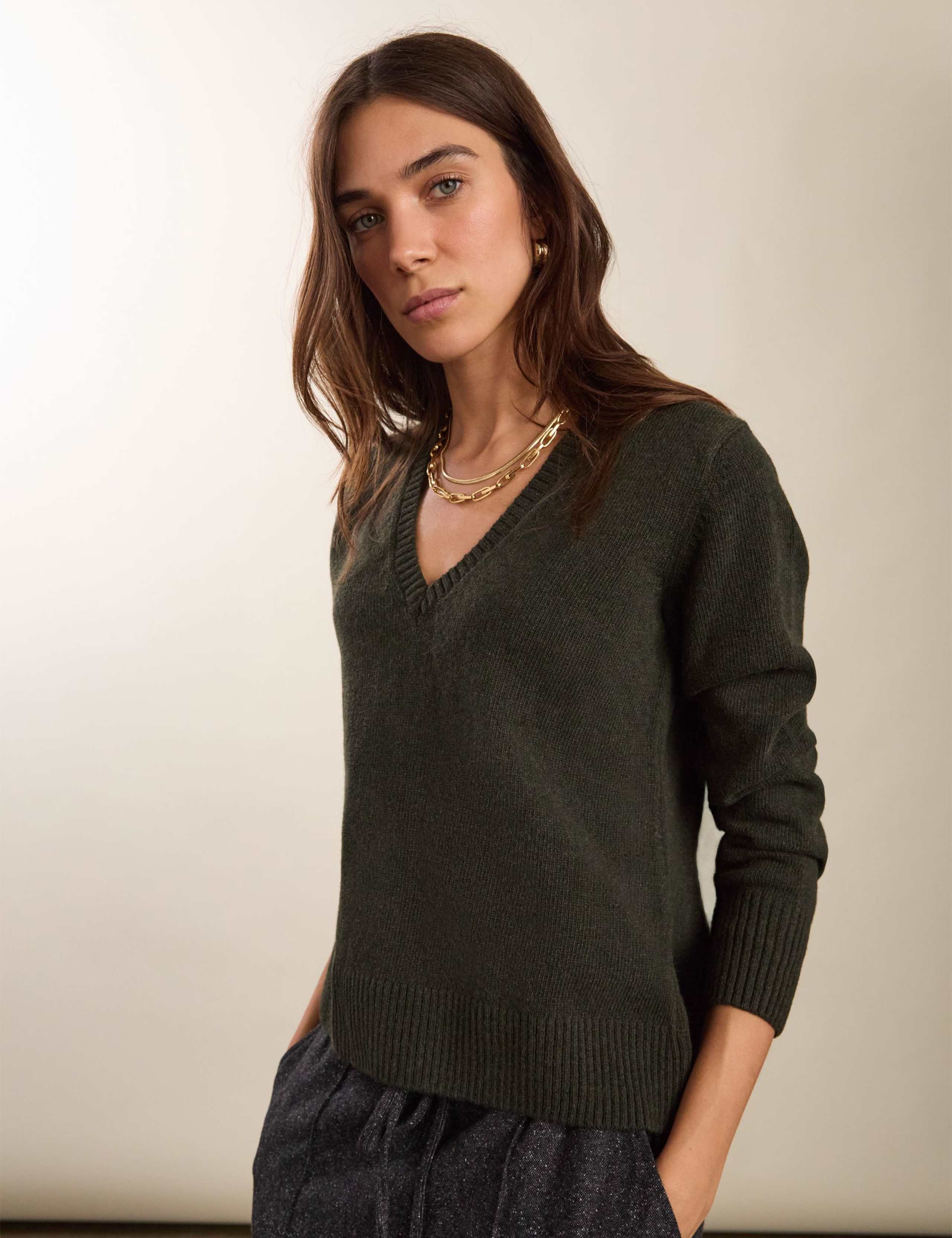 Wool Rich V-Neck Jumper 4 of 4
