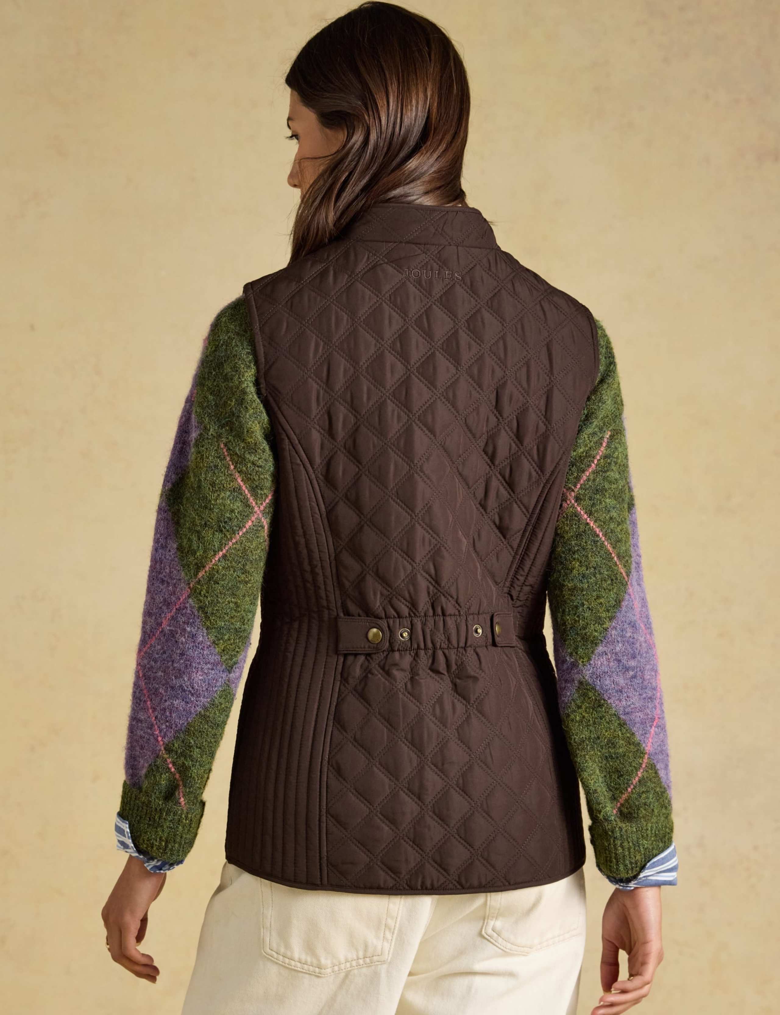 Showerproof Diamond Quilted Gilet 7 of 8