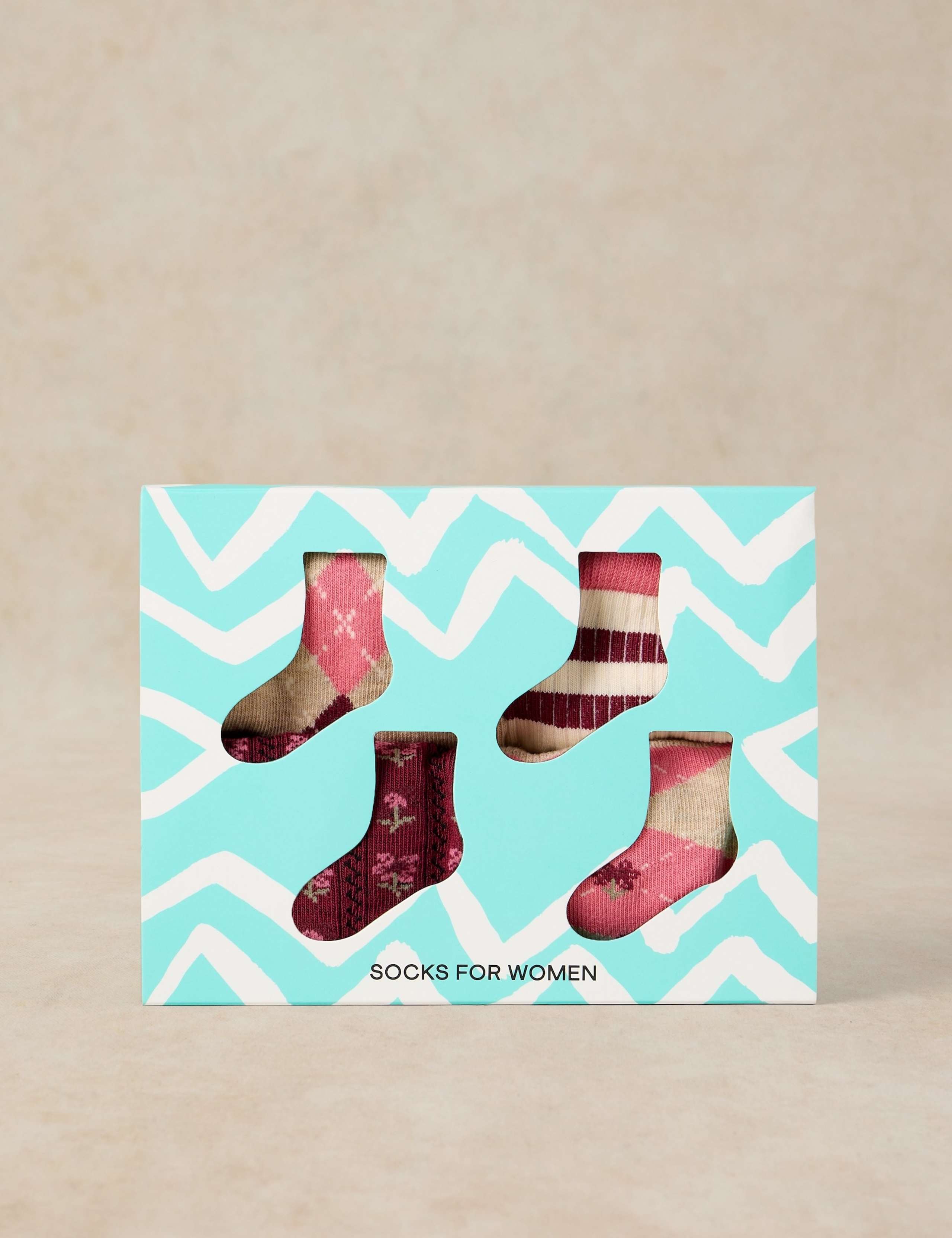 4 Pack Cotton Rich Argyle Ankle High Socks 2 of 4