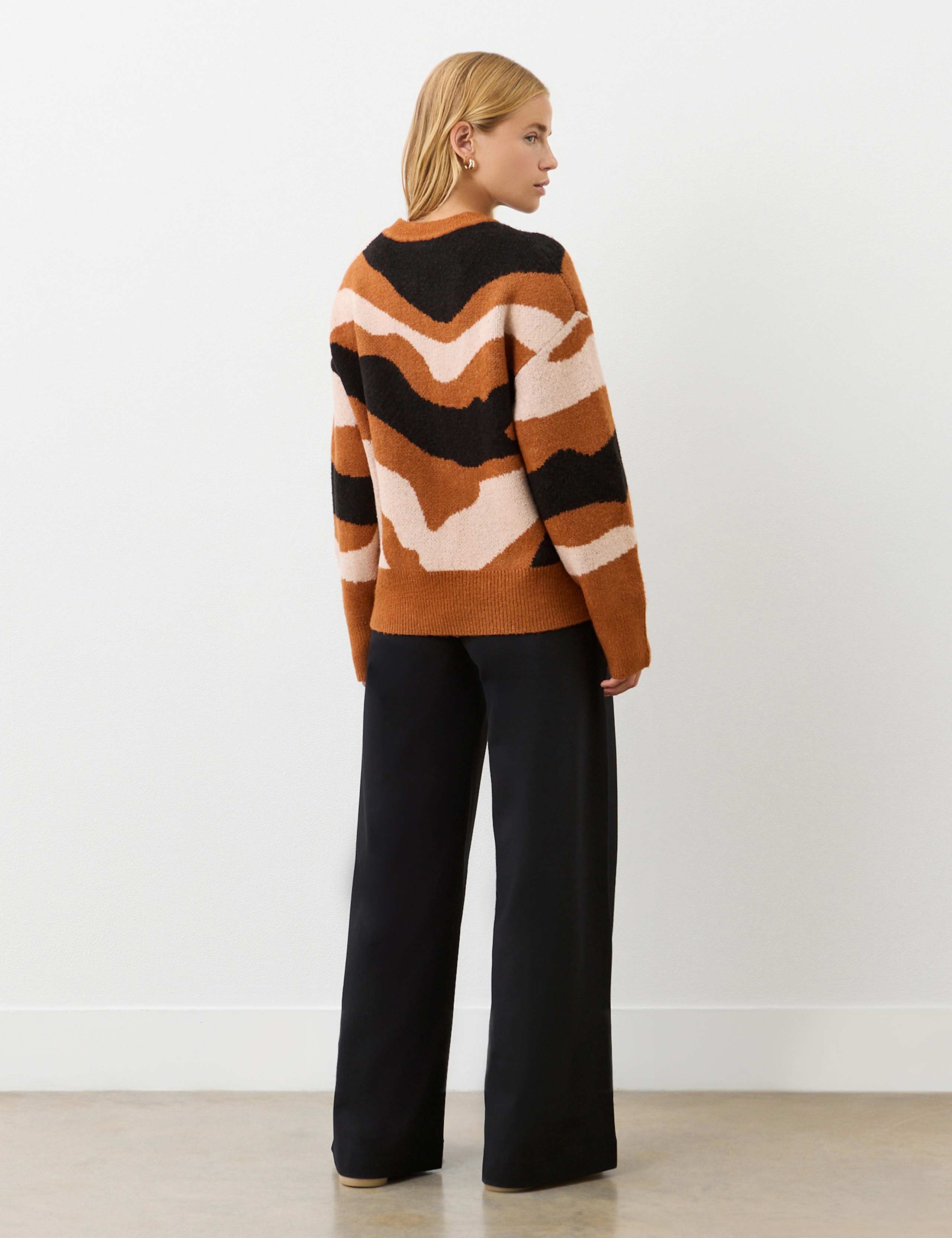 Patterned Jumper 2 of 4