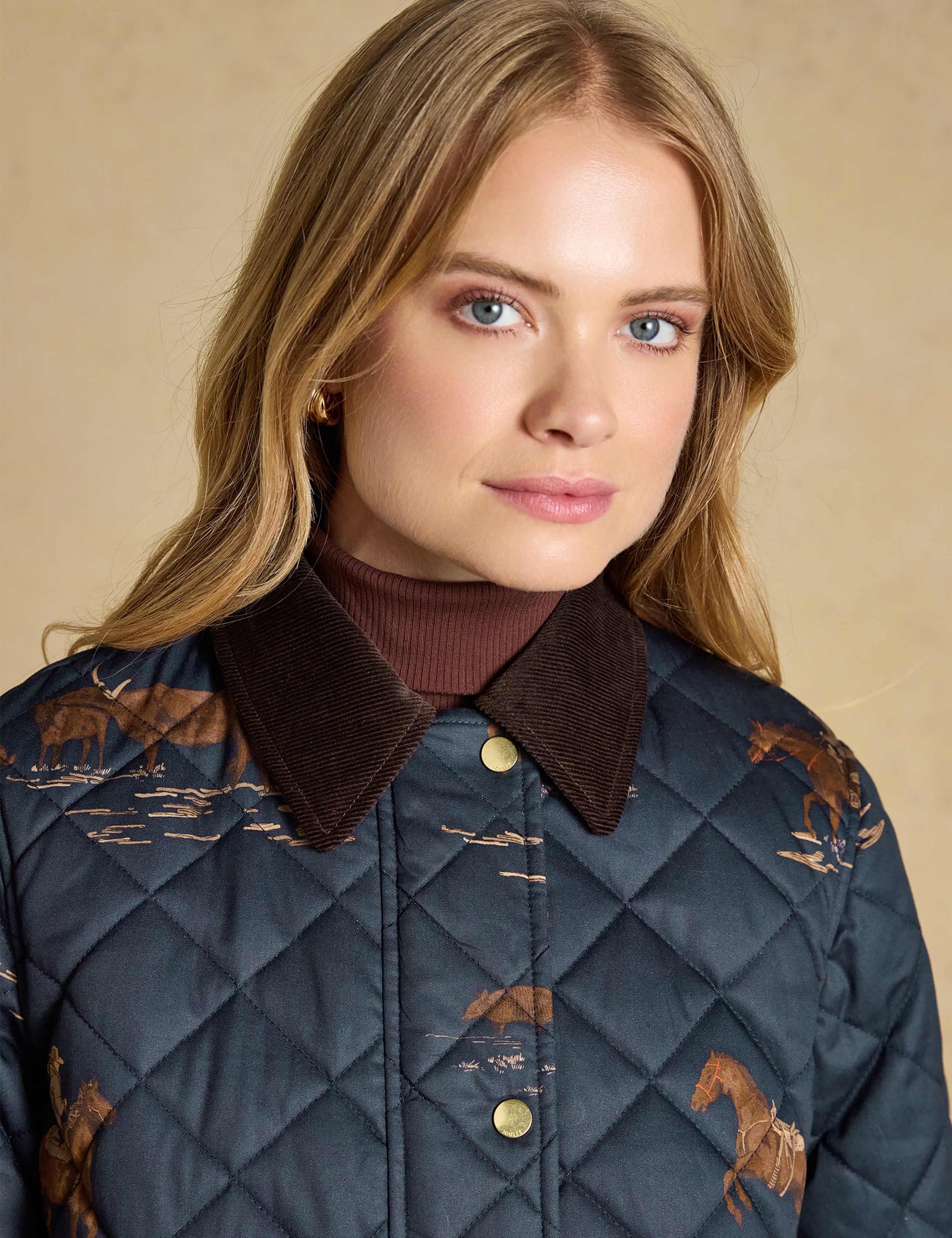 Cotton Diamond Quilted Printed Jacket 2 of 10