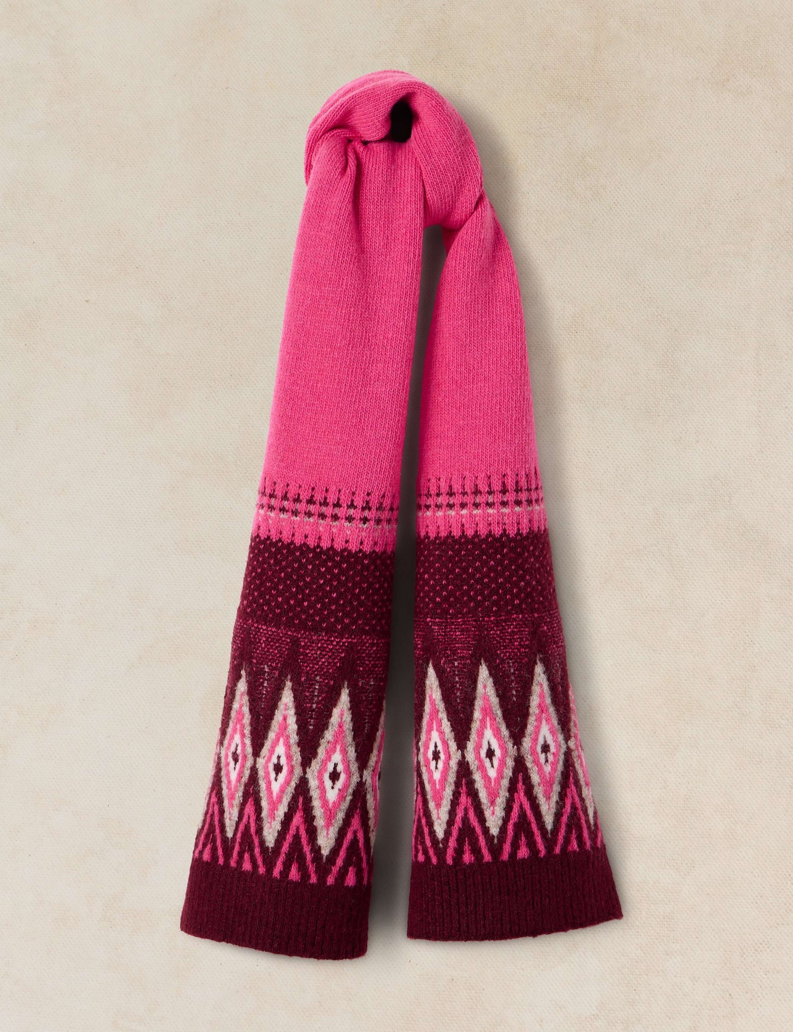 Fair Isle Scarf with Wool 1 of 3