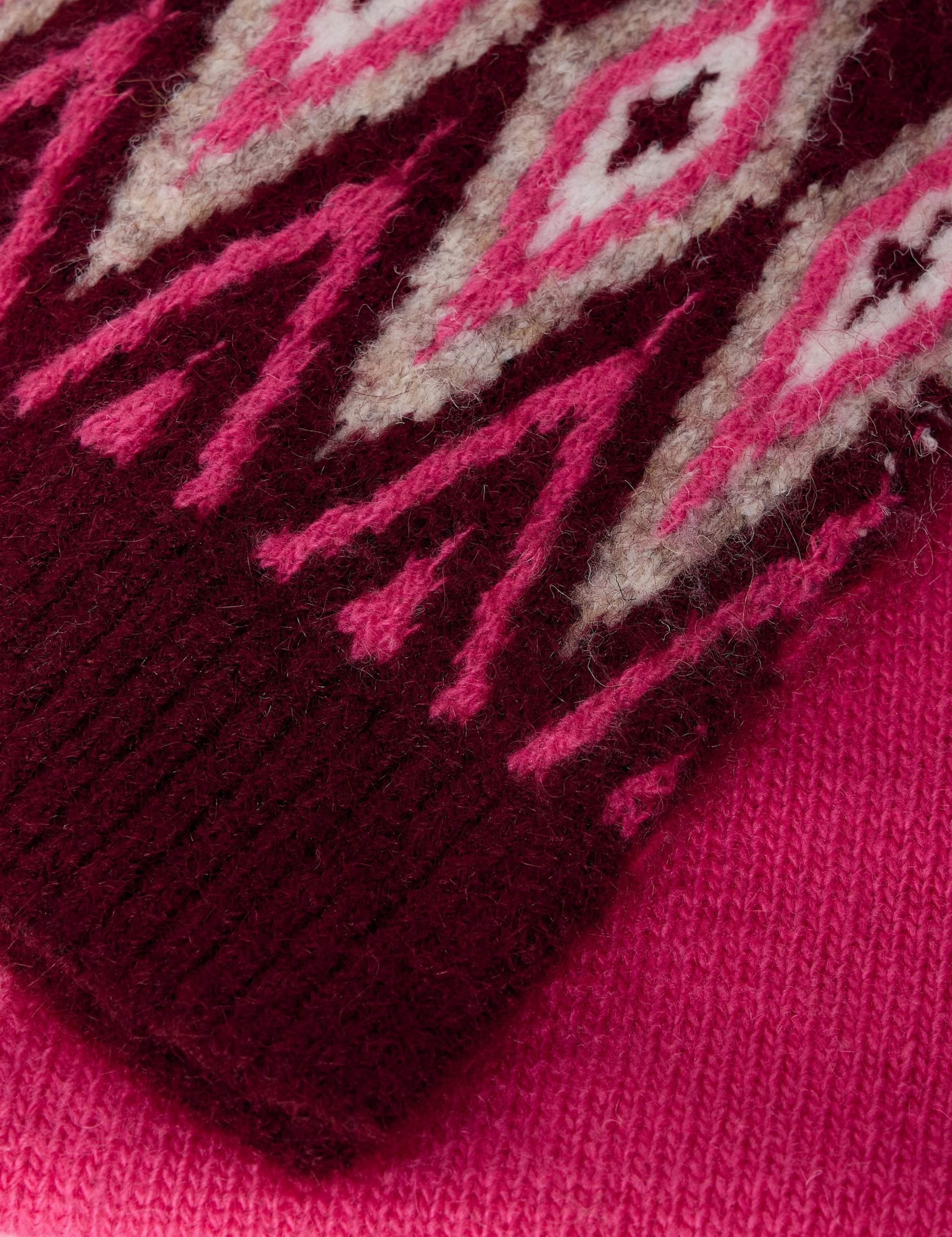 Fair Isle Scarf with Wool 3 of 3
