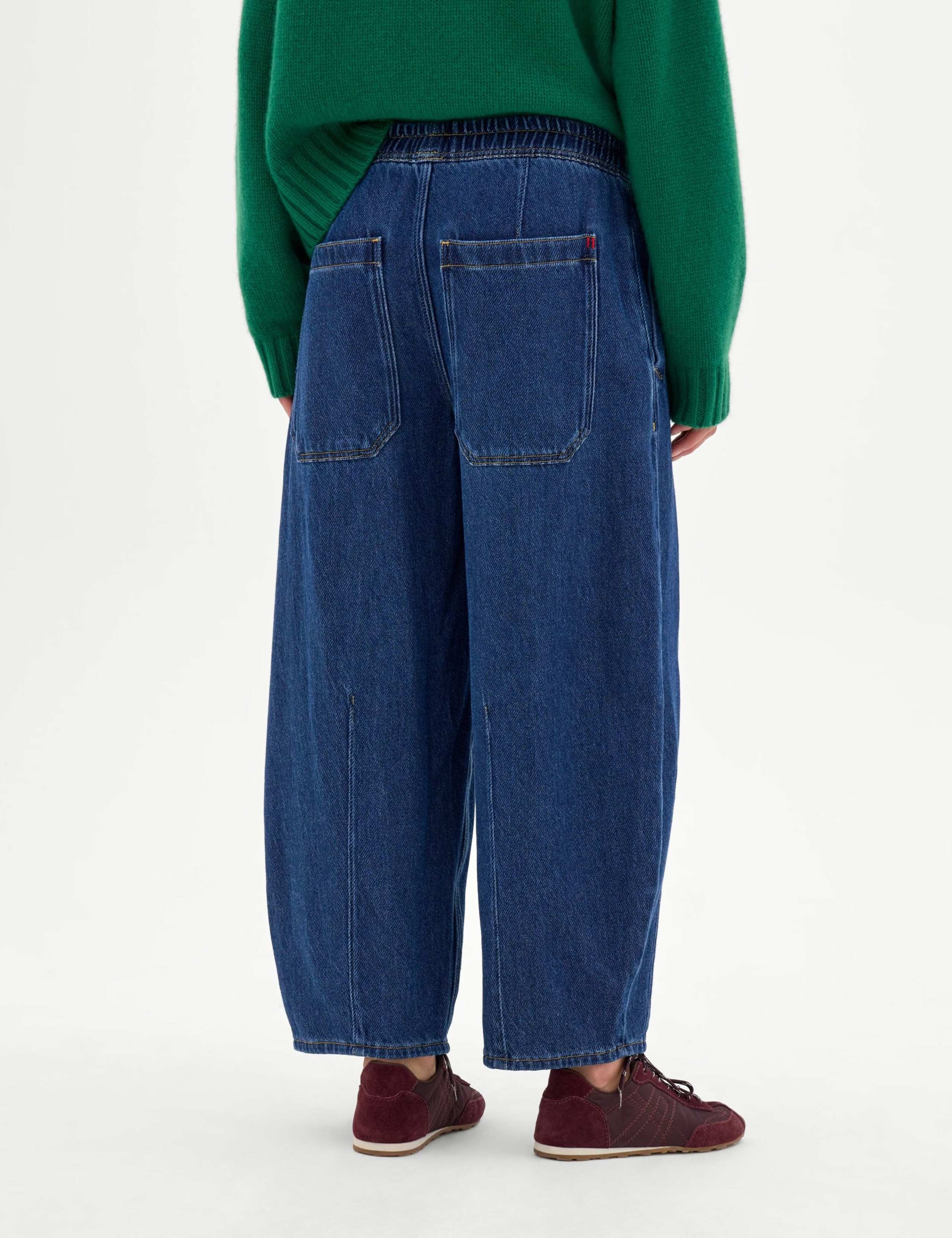 Supersoft Mid Rise Barrel Leg Jeans 2 of 4