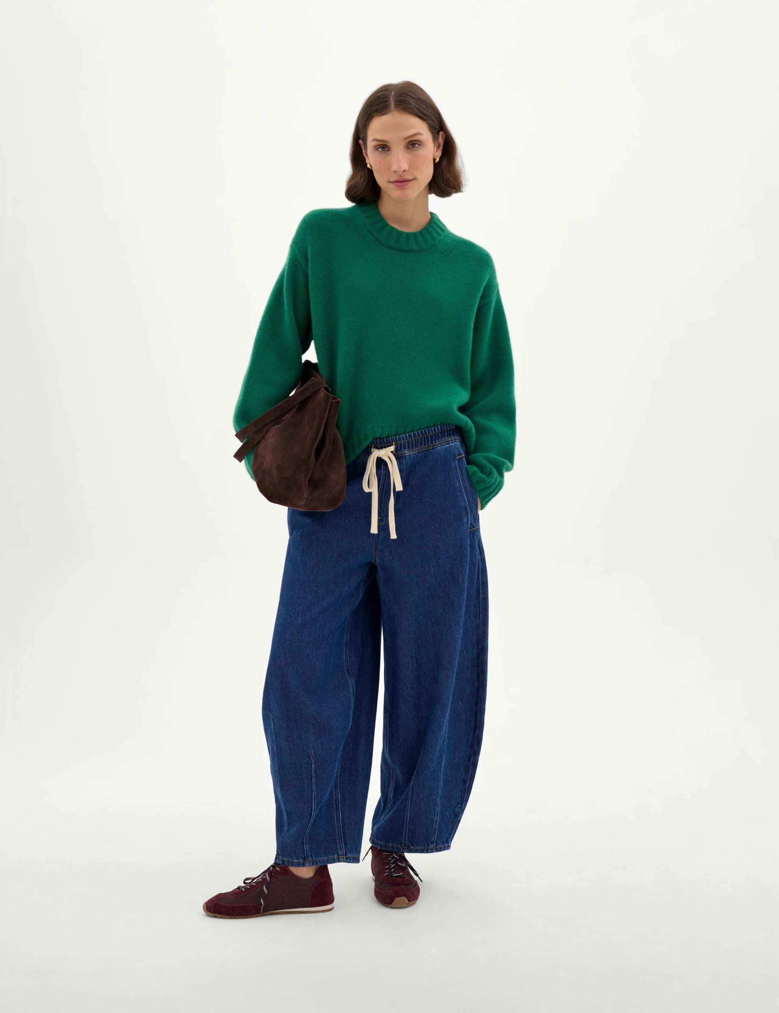 Supersoft Mid Rise Barrel Leg Jeans 3 of 4