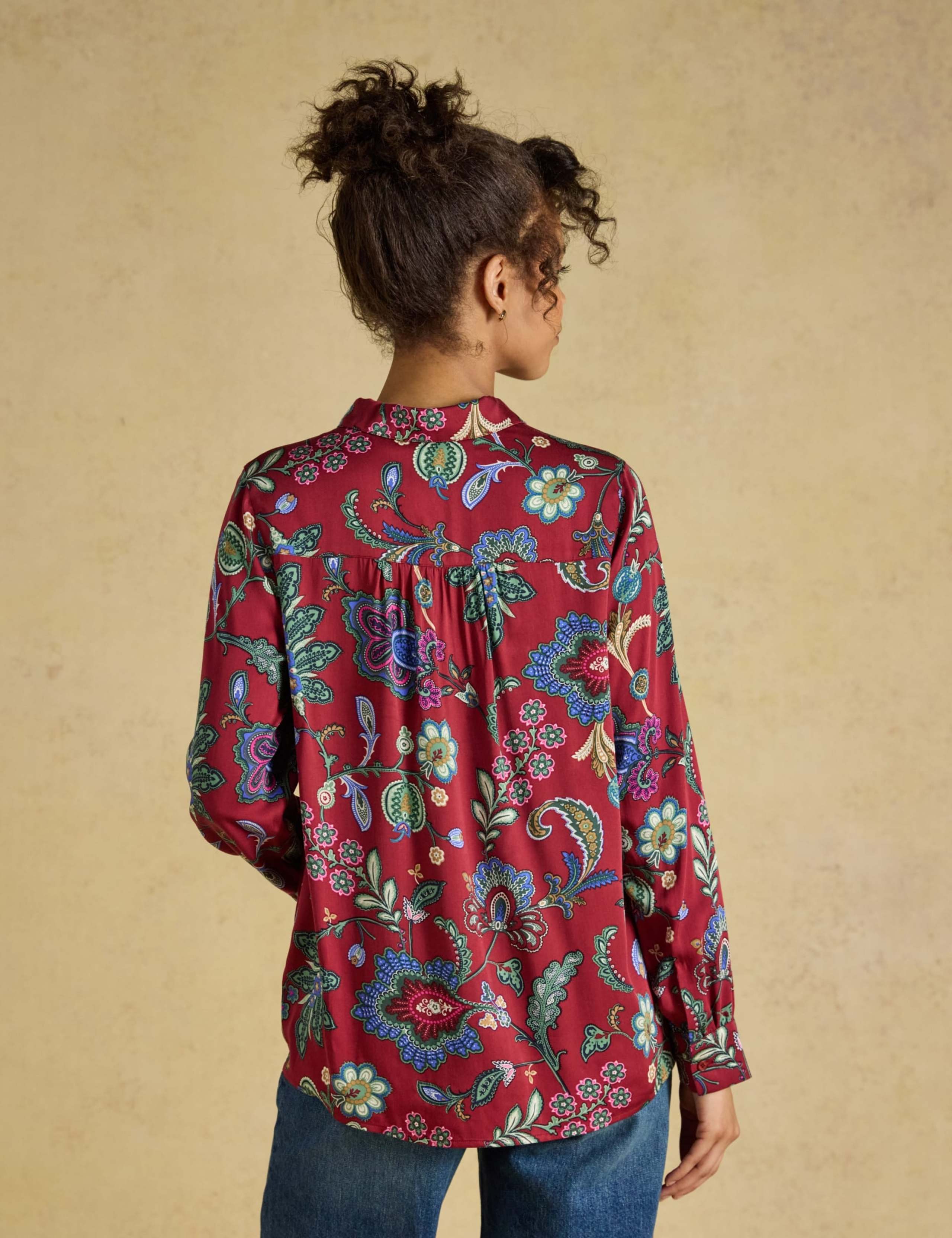 Floral Collared Relaxed Shirt 2 of 7