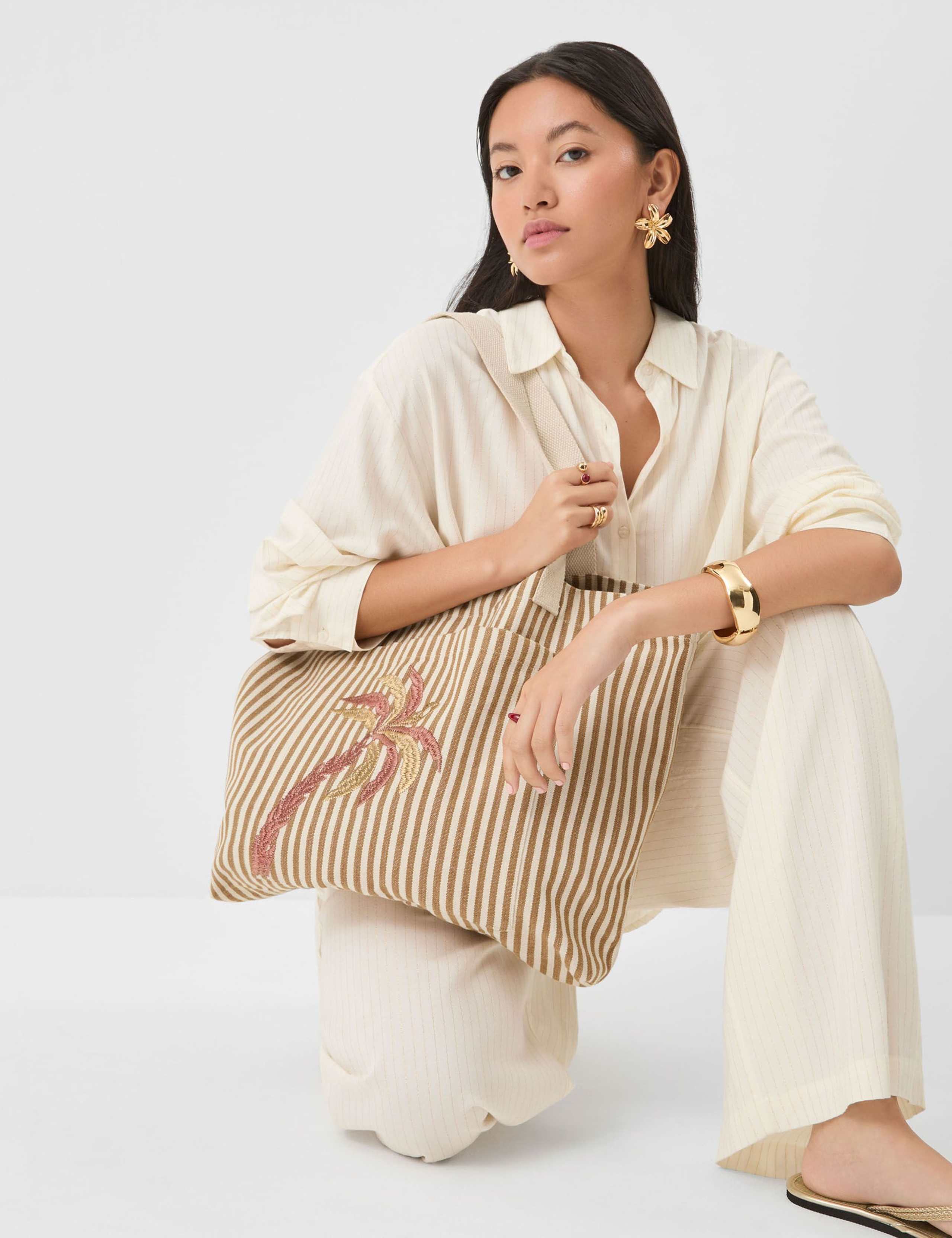 Striped Palm Tree Shopper 5 of 5