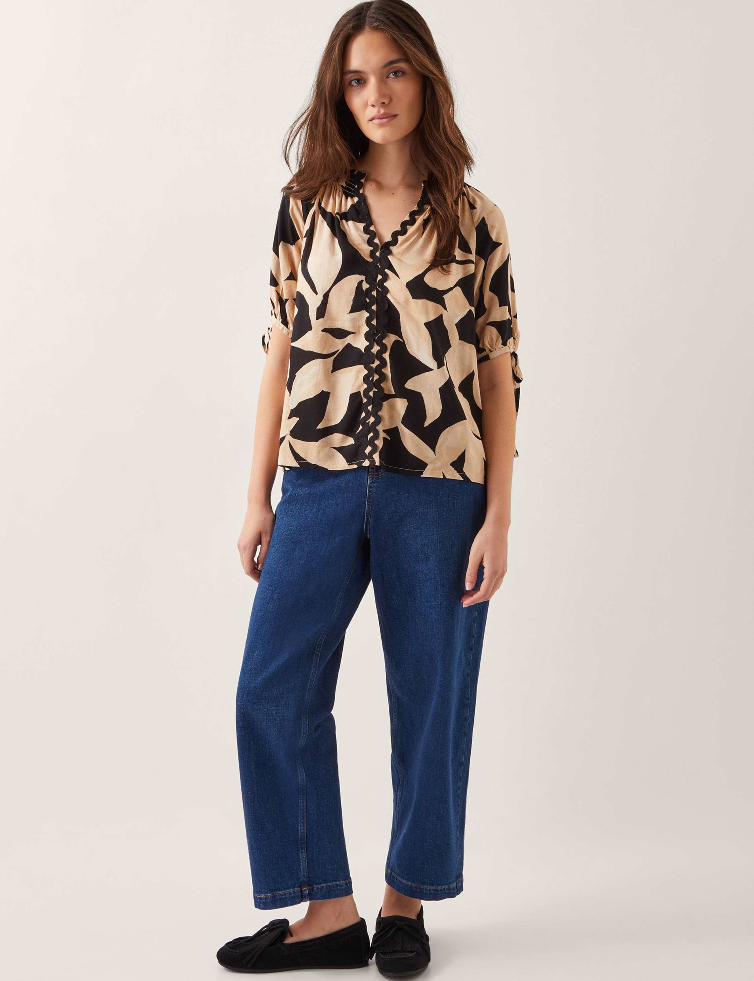 Annie Floral Printed Top 2 of 4