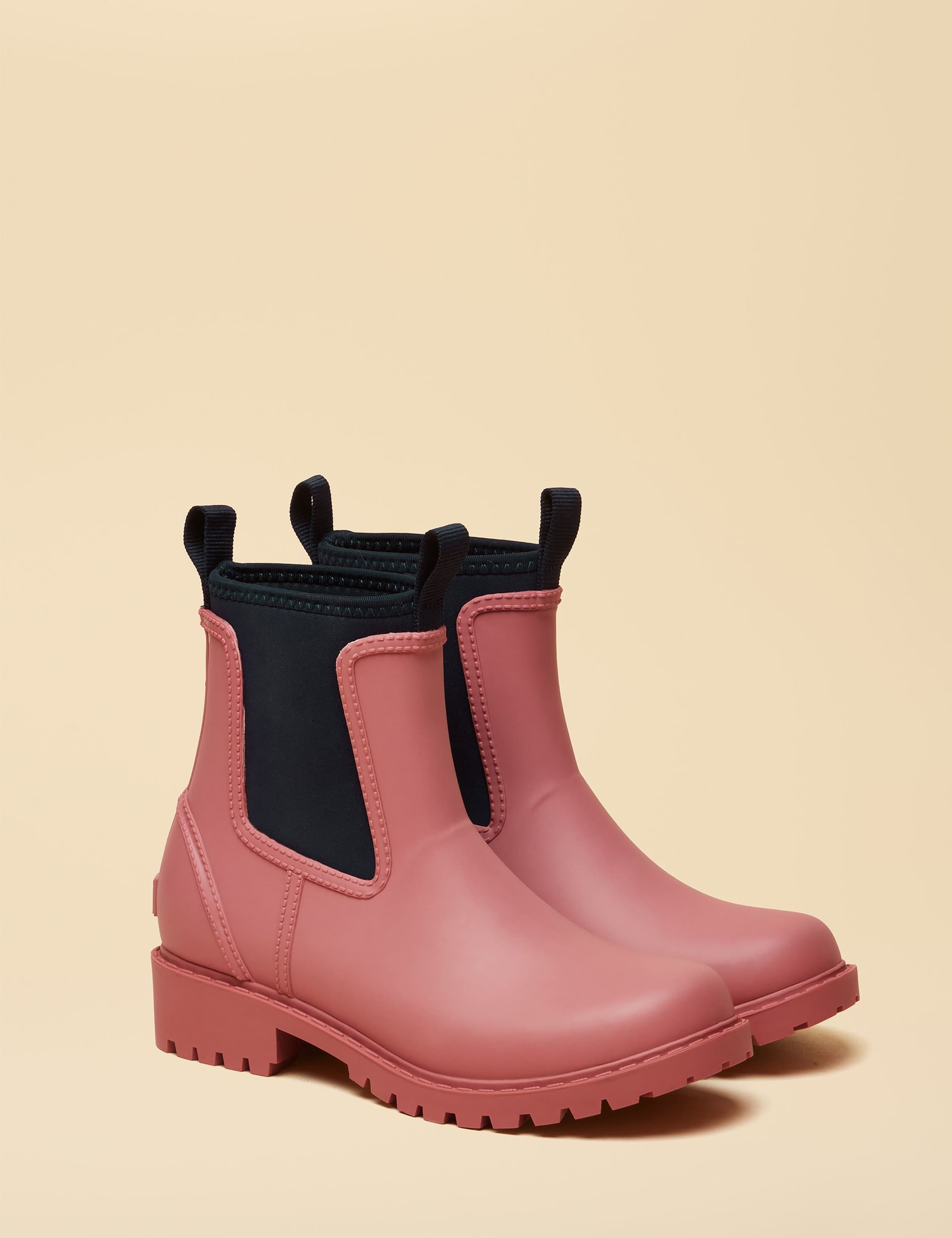 Short Wellies 2 of 5