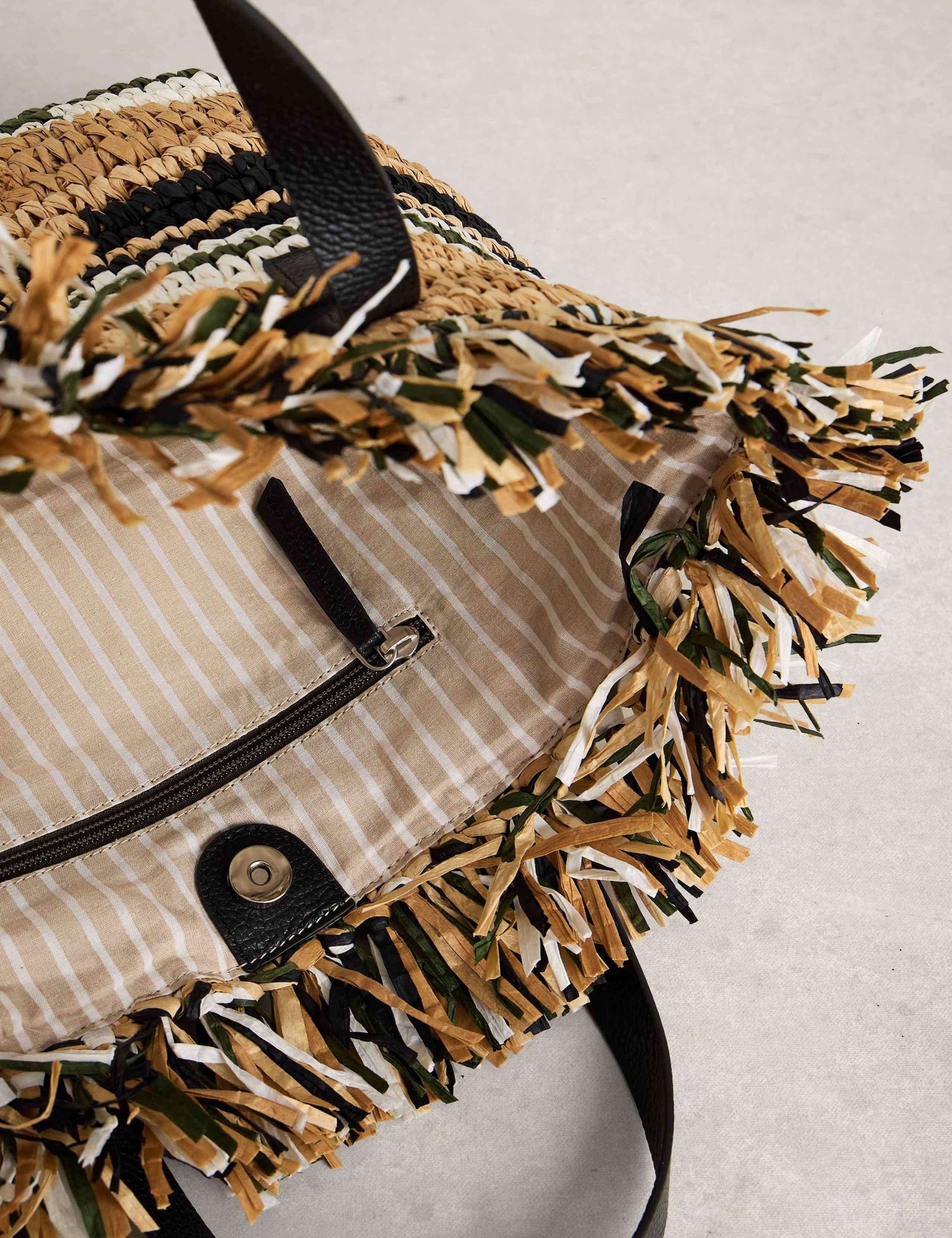 Crochet Tote Bag 4 of 4