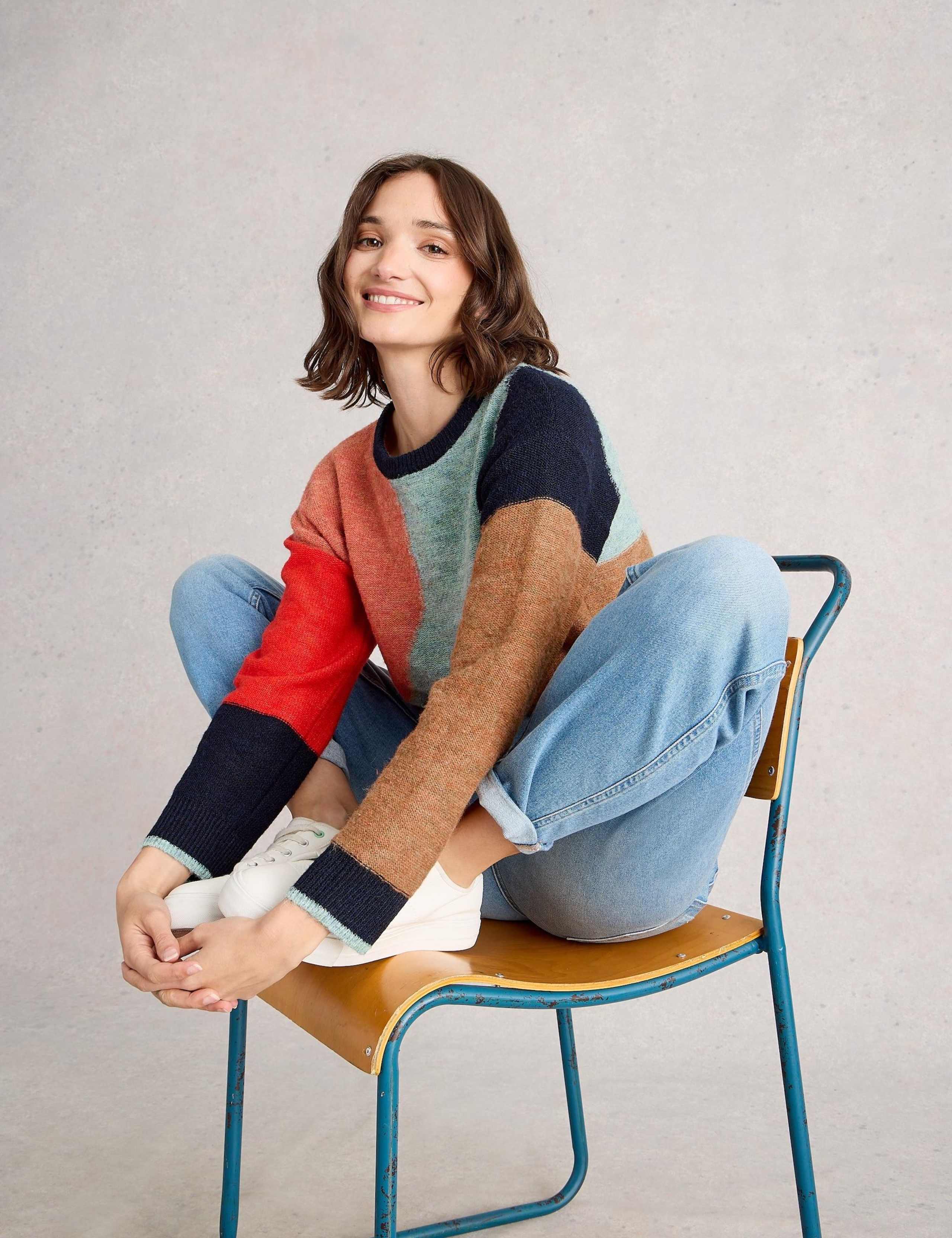 Patterned Crew Neck Jumper with Wool 5 of 6