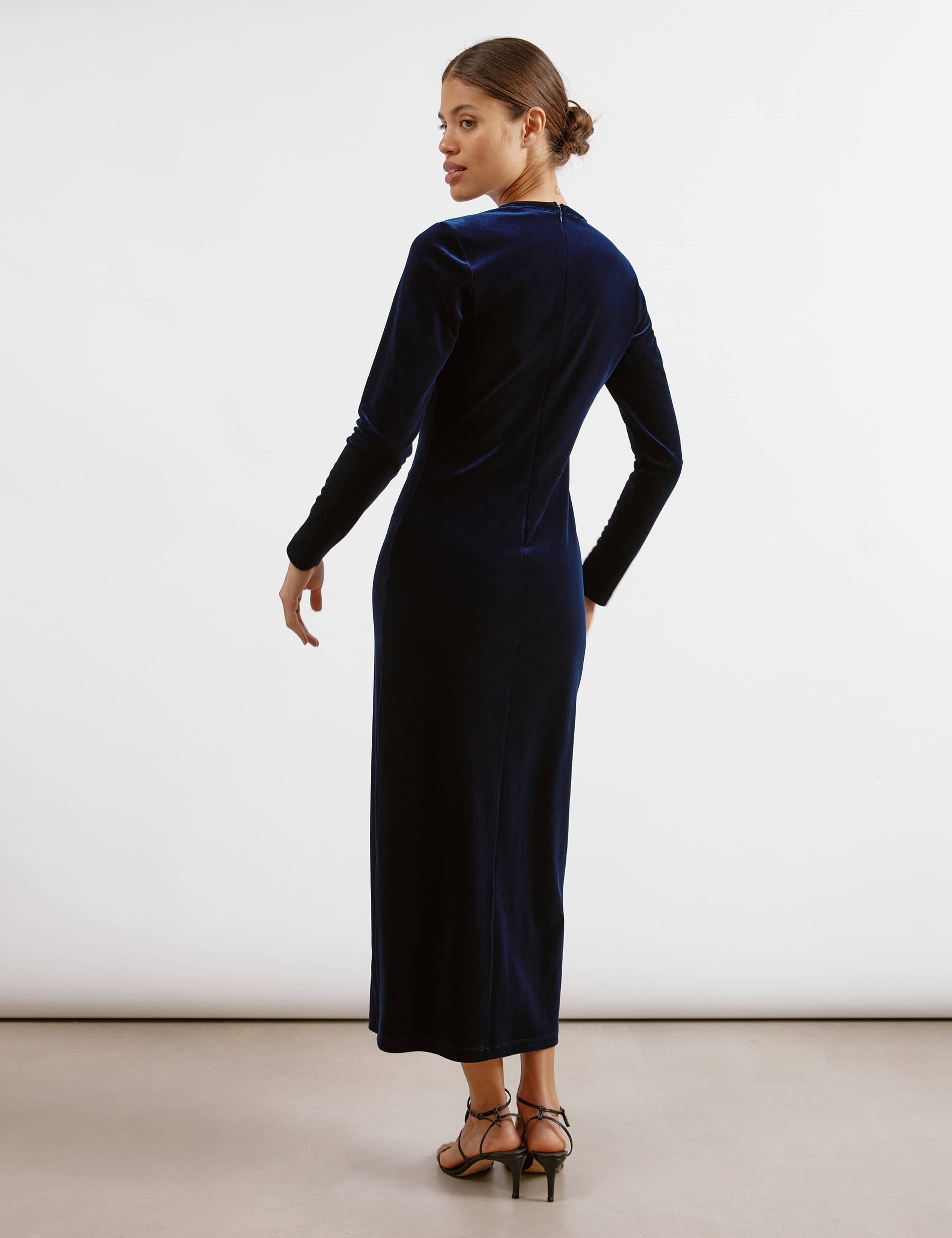 Velvet Round Neck Maxi Column Dress 4 of 5