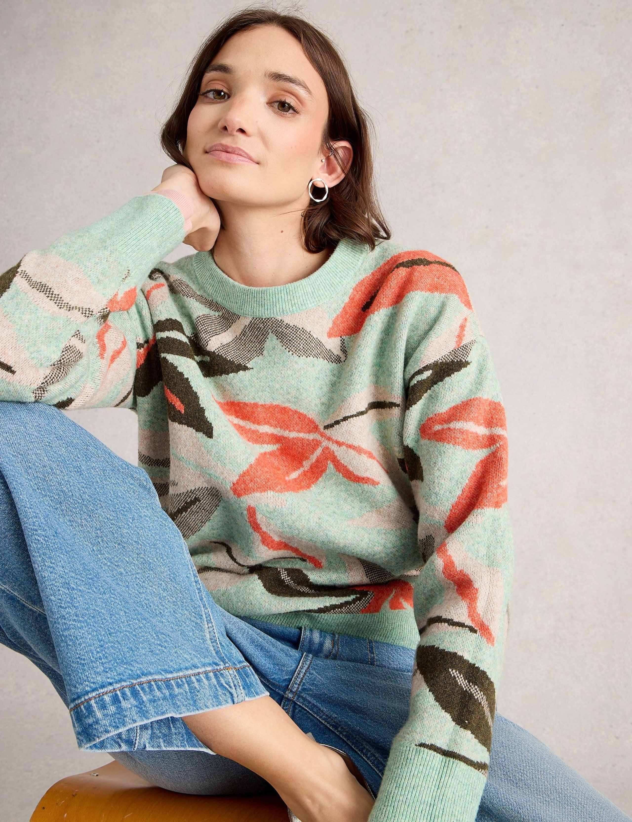 Floral Crew Neck Jumper with Wool 5 of 6