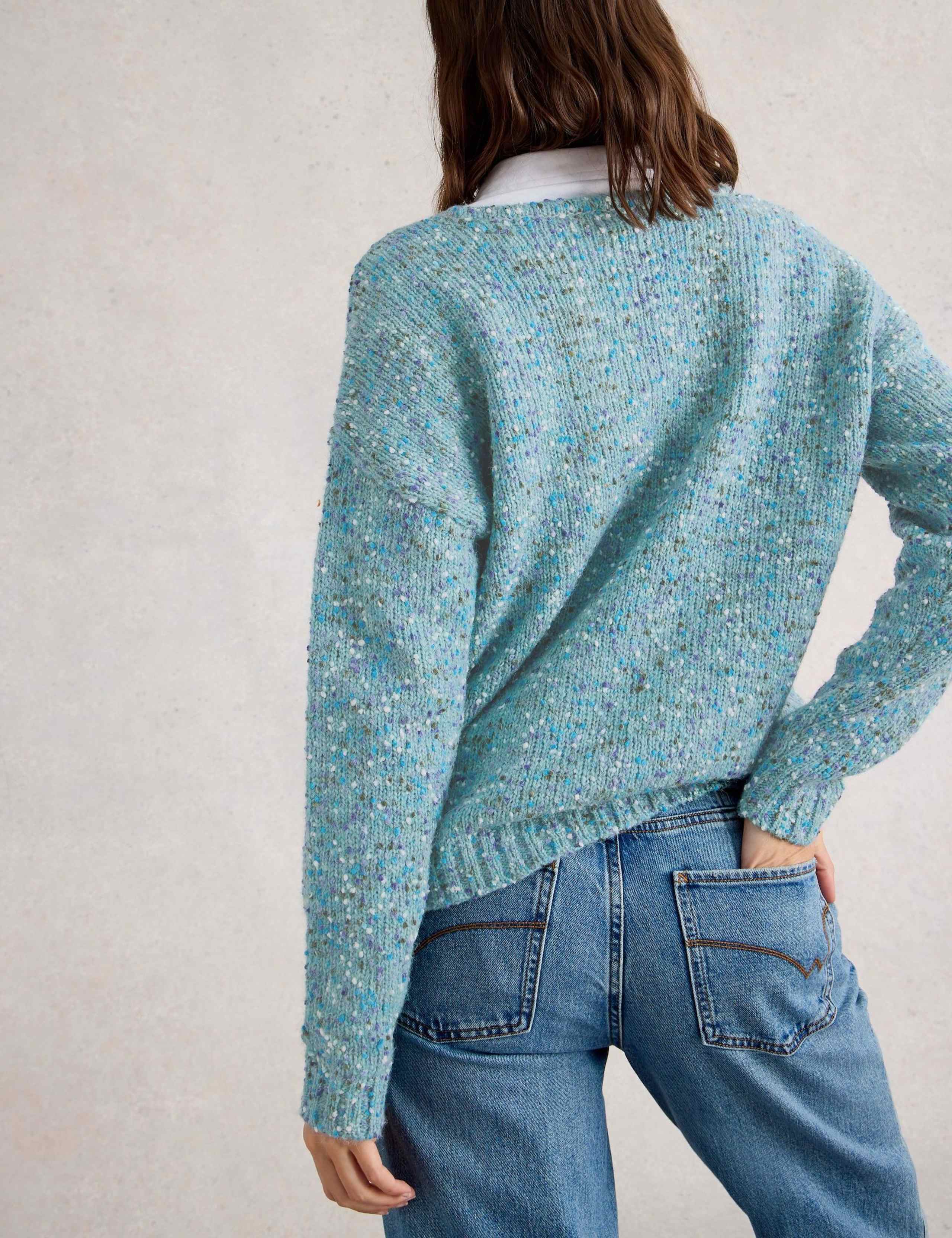 V-Neck Textured Jumper with Wool 4 of 6