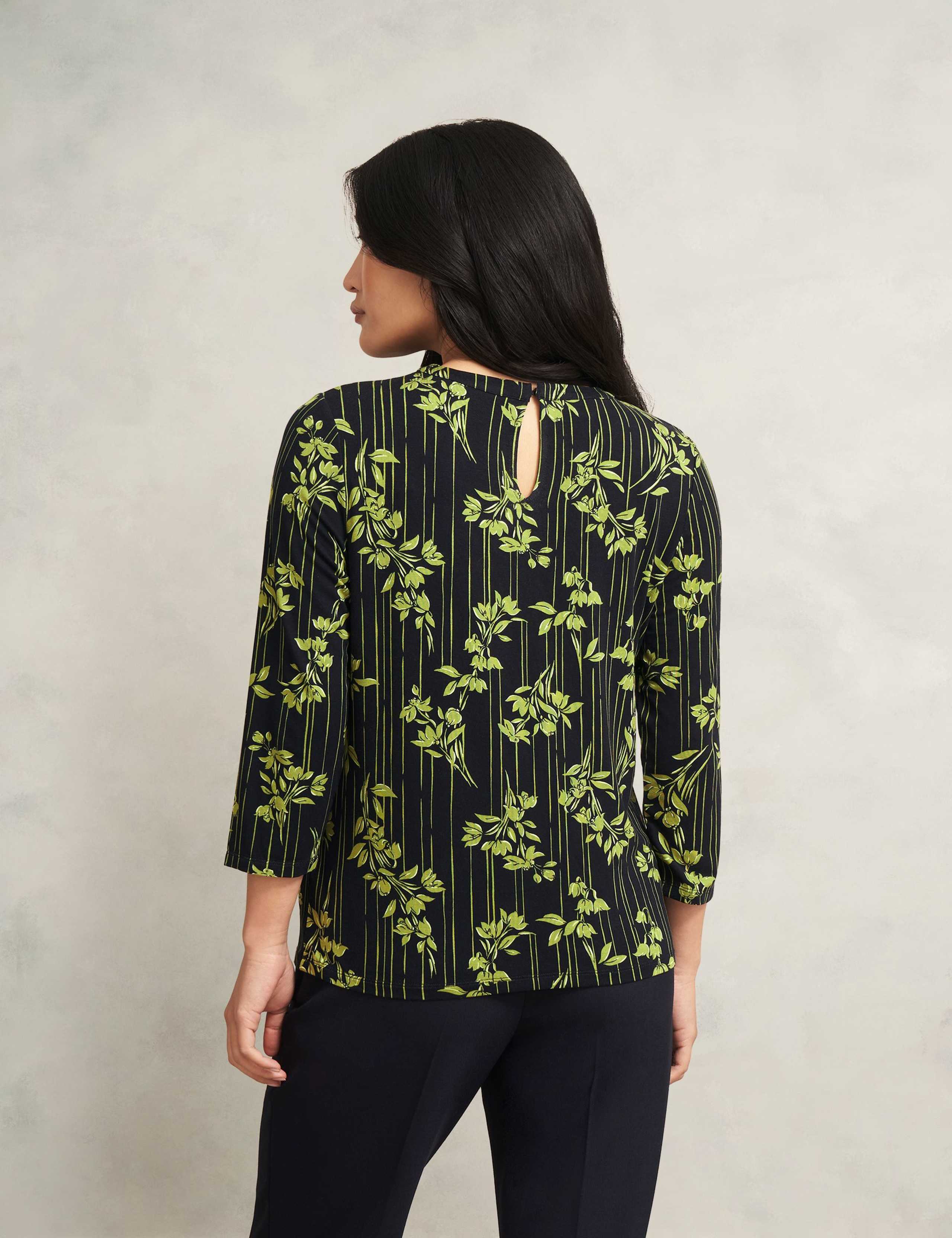 Floral Crew Neck Blouse 4 of 6