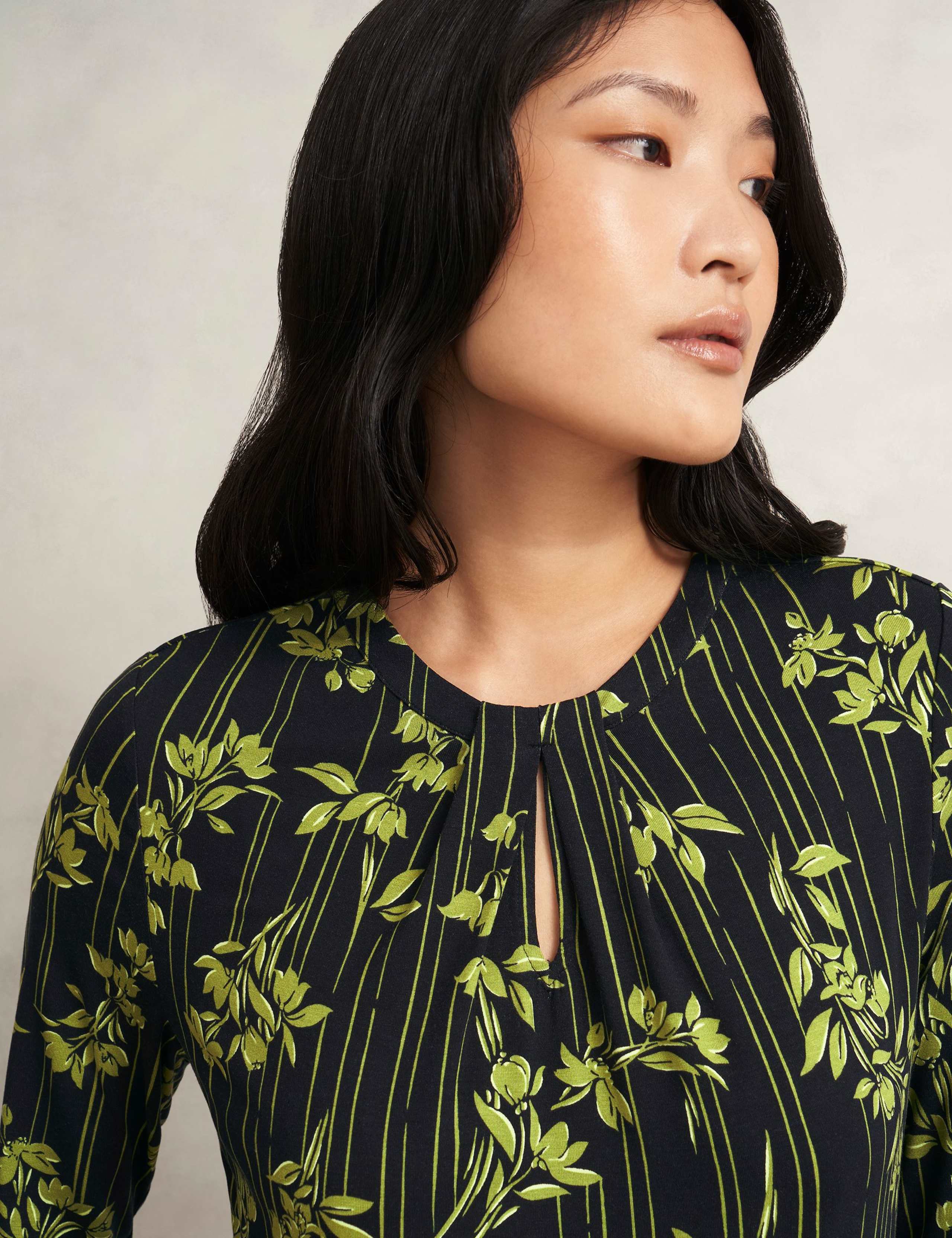 Floral Crew Neck Blouse 6 of 6