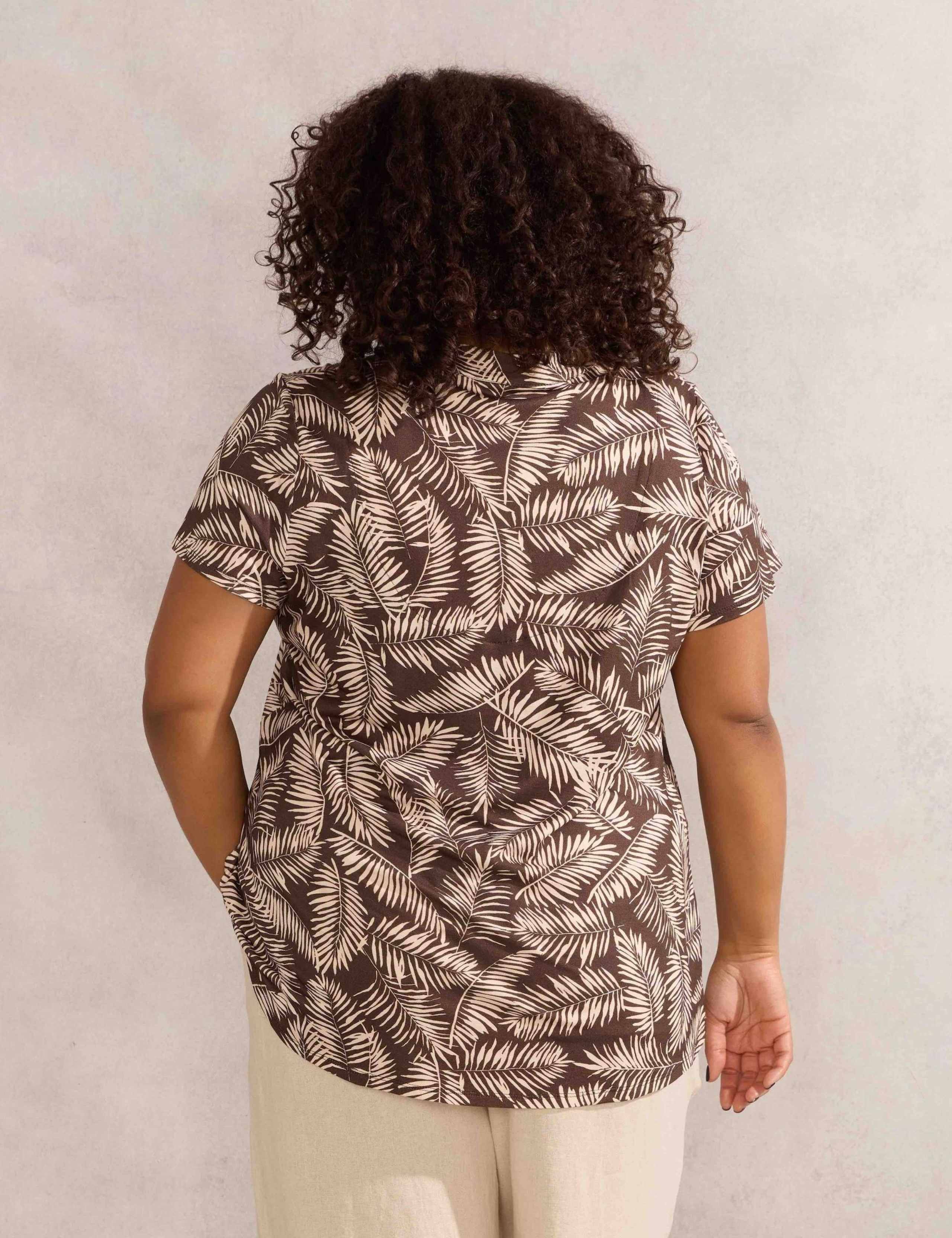 Printed V-neck Regular Fit Top 3 of 3