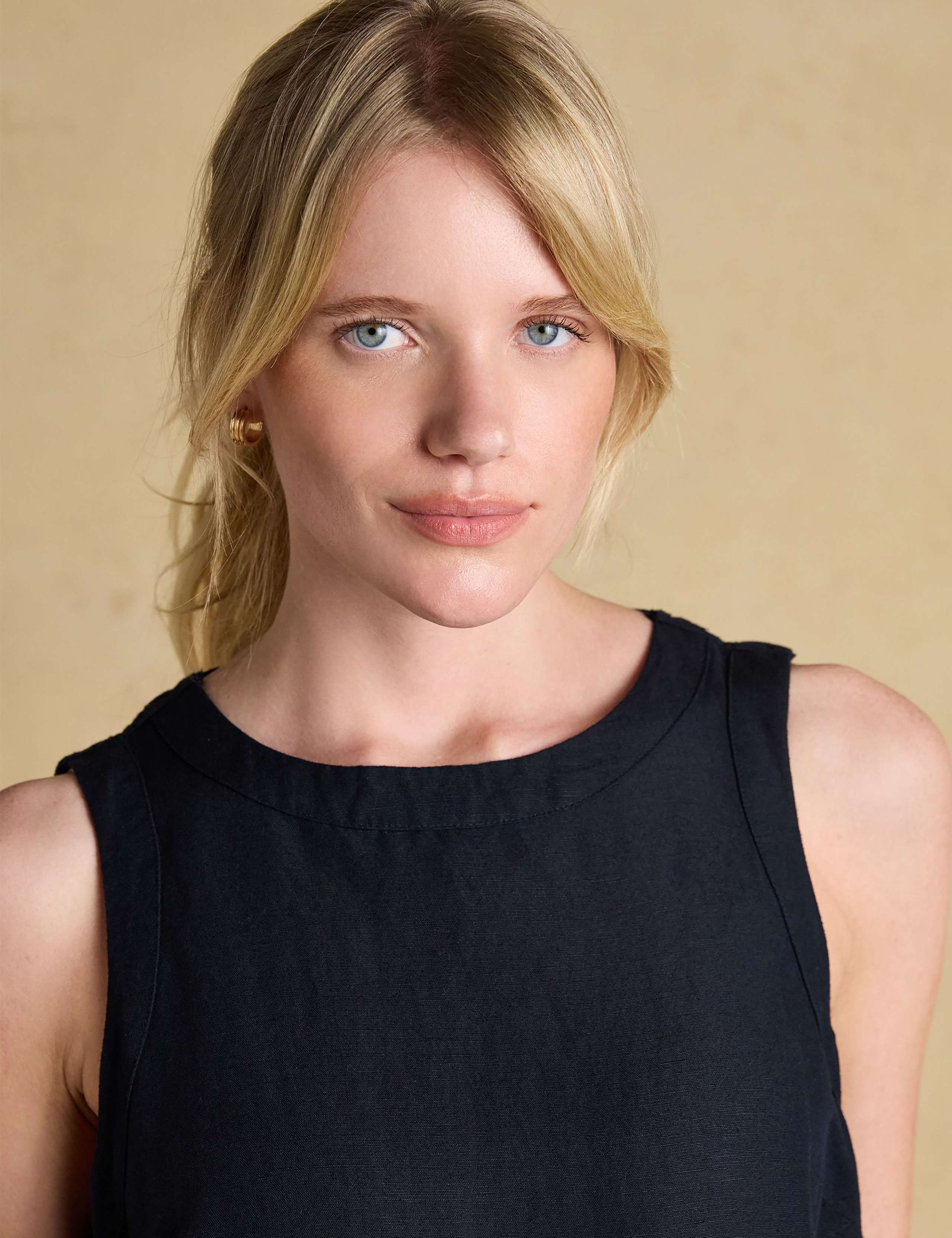 Linen Blend Round Neck Mini Shift Dress 5 of 6