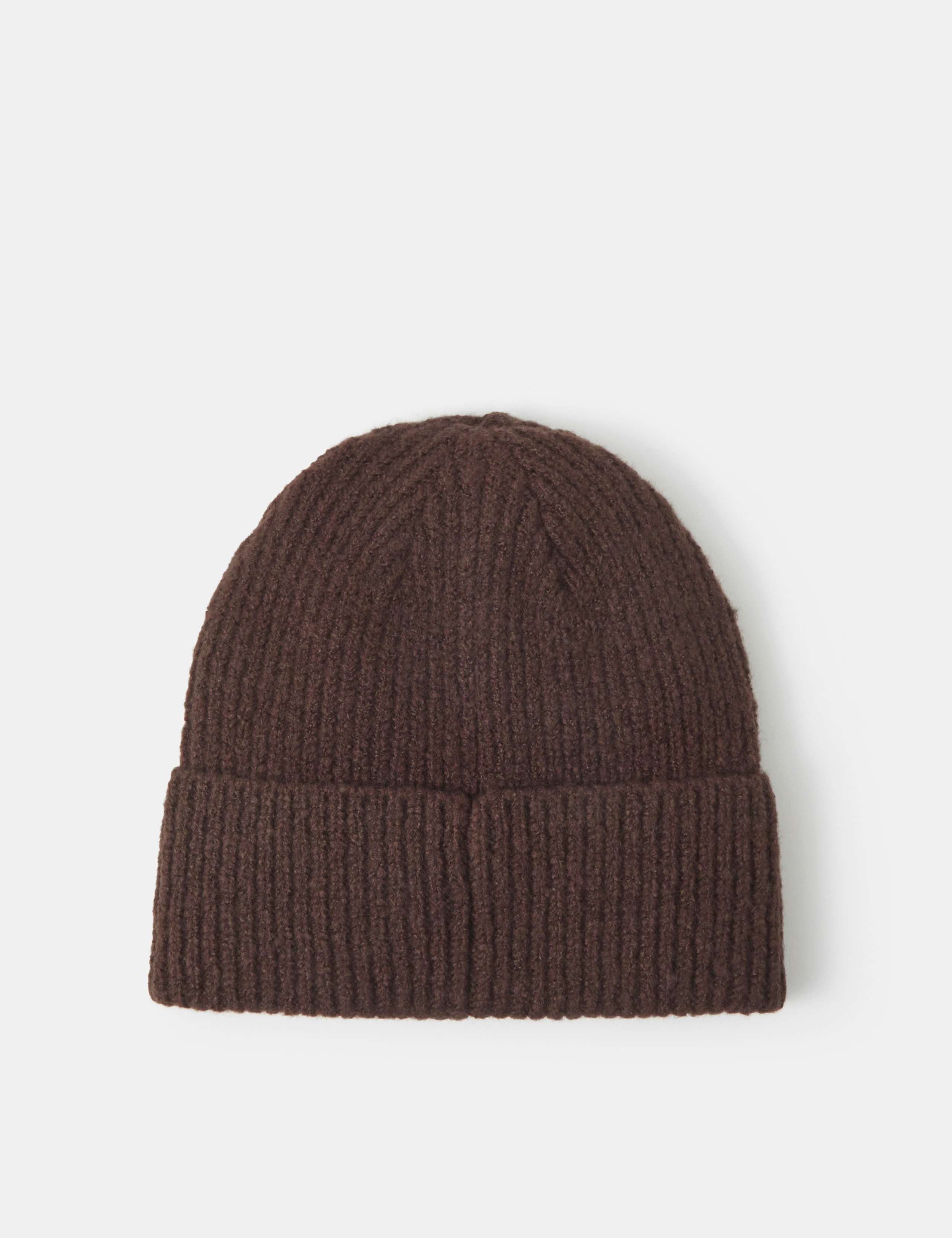 Heart Embroidered Knitted Beanie Hat 3 of 4