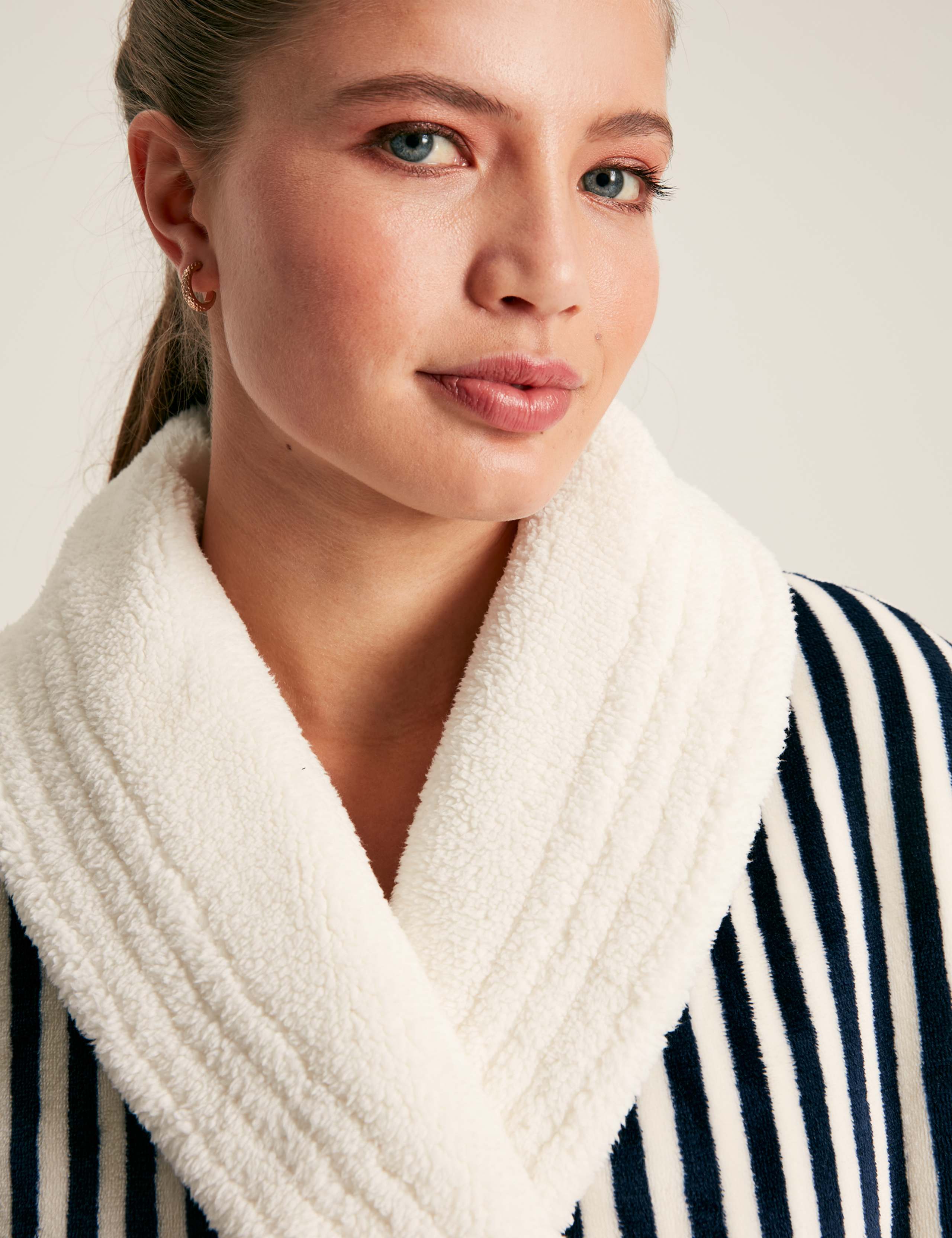 Fleece Striped Robe 4 of 5