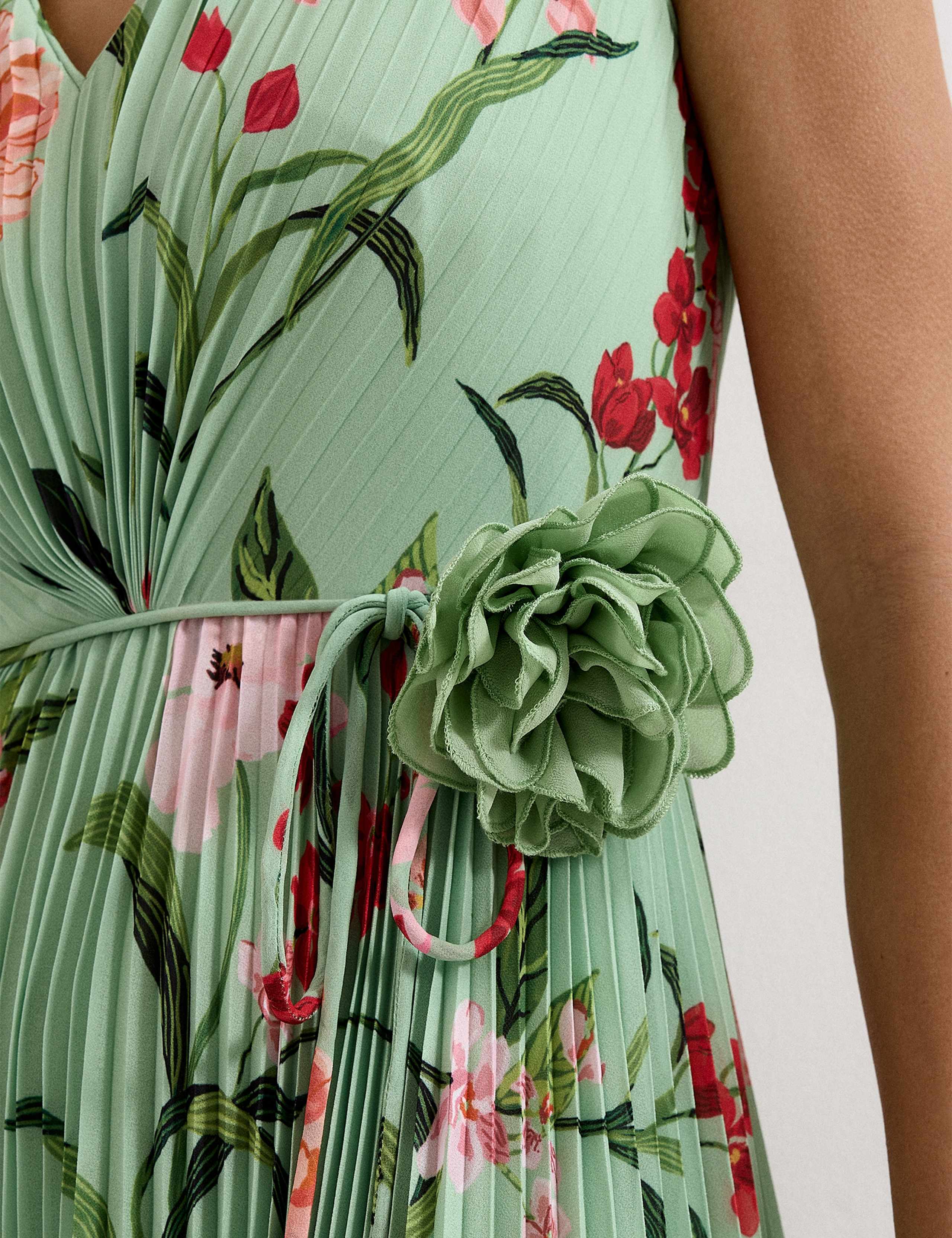 Floral Pleated V-Neck Midi Skater Dress 6 of 7