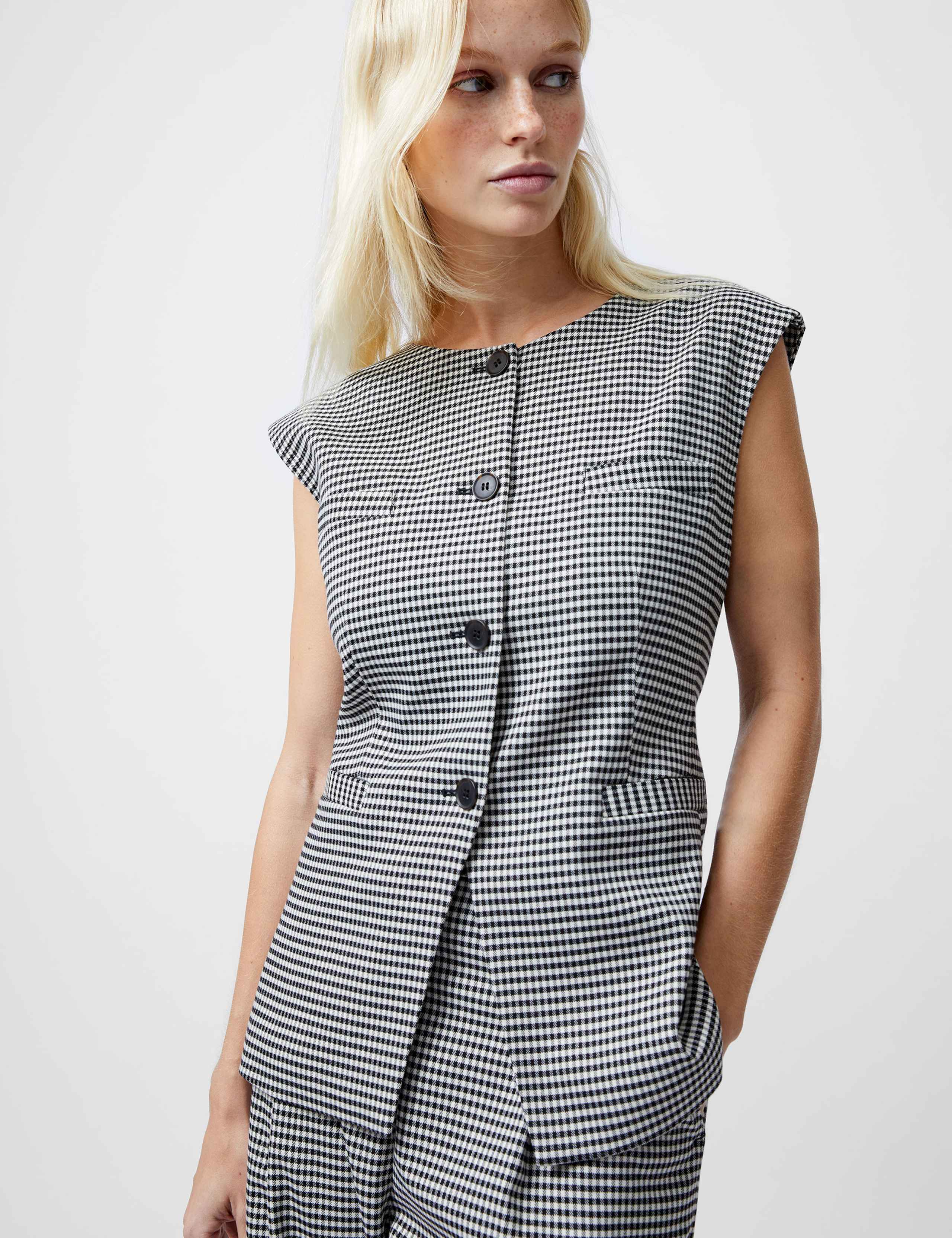 Holden Houndstooth Single Breasted Waistcoat 3 of 3