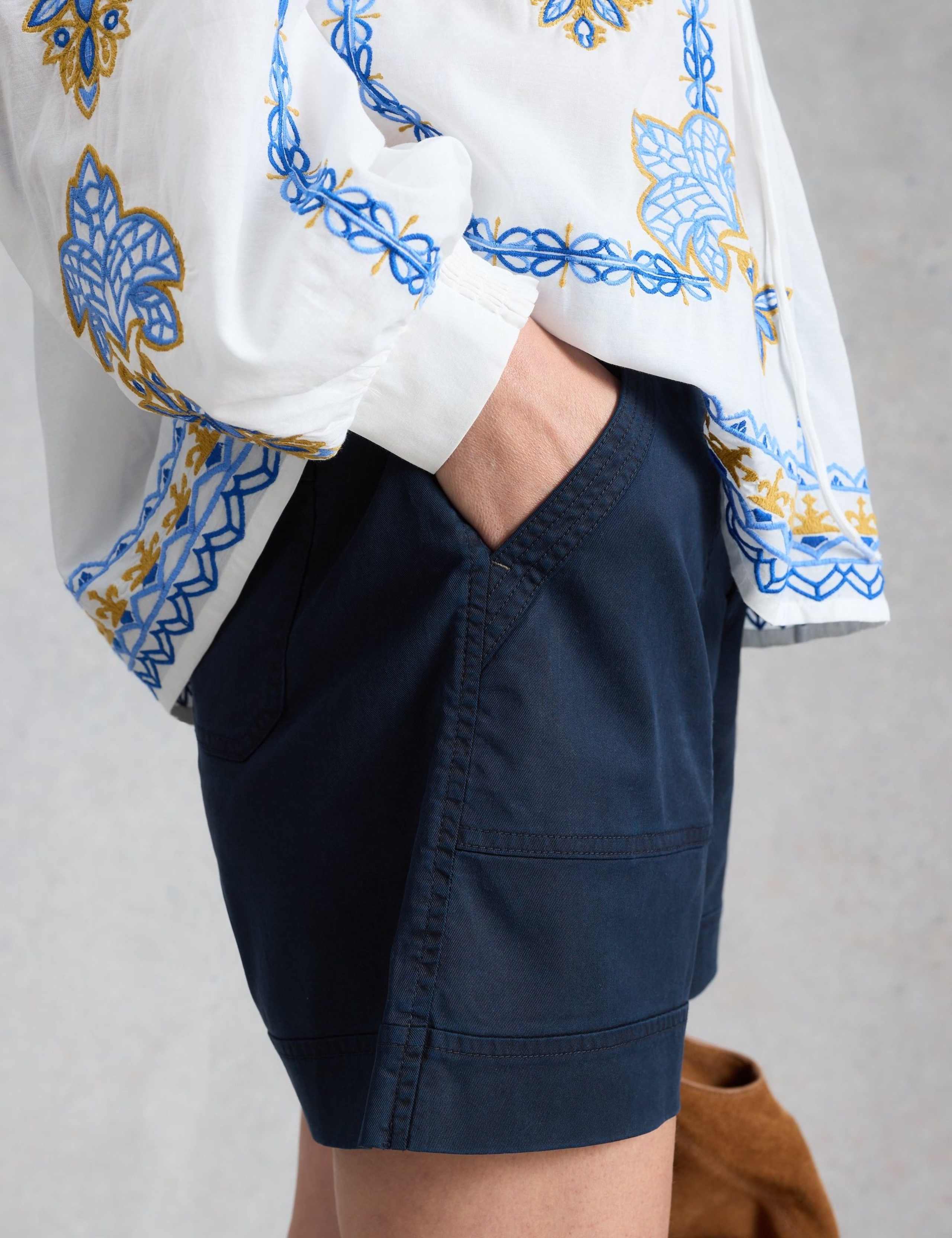 Lyocell Rich Cargo Shorts 5 of 6