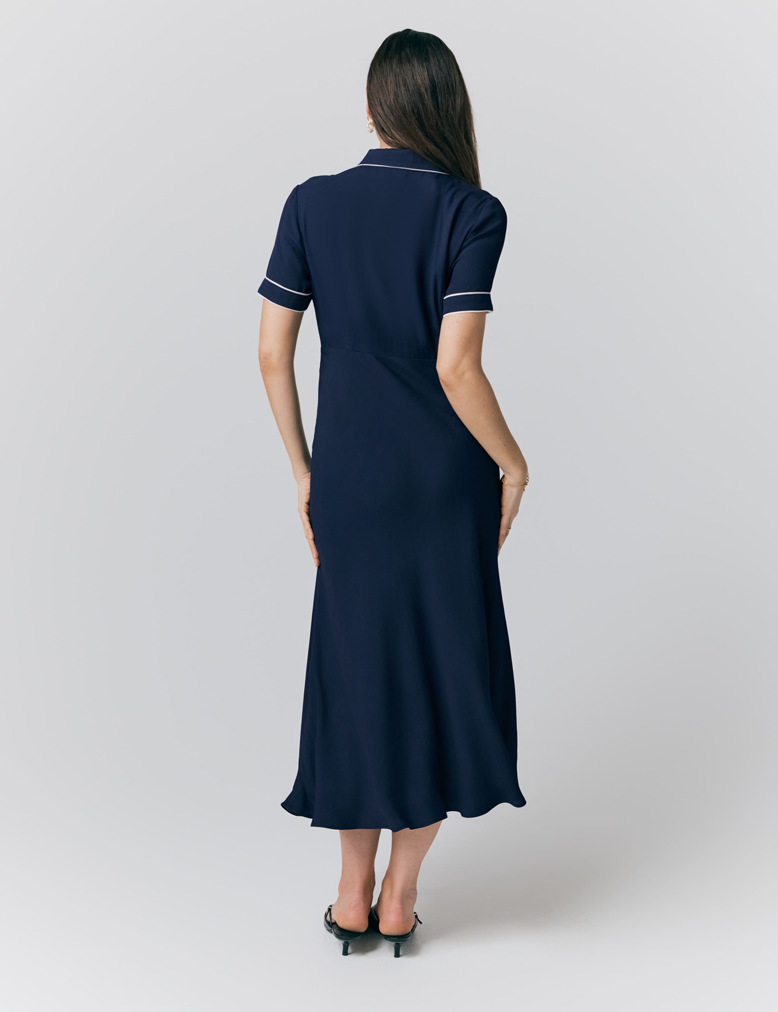 Crepe Piping Detail Midi Shirt Dress 2 of 4