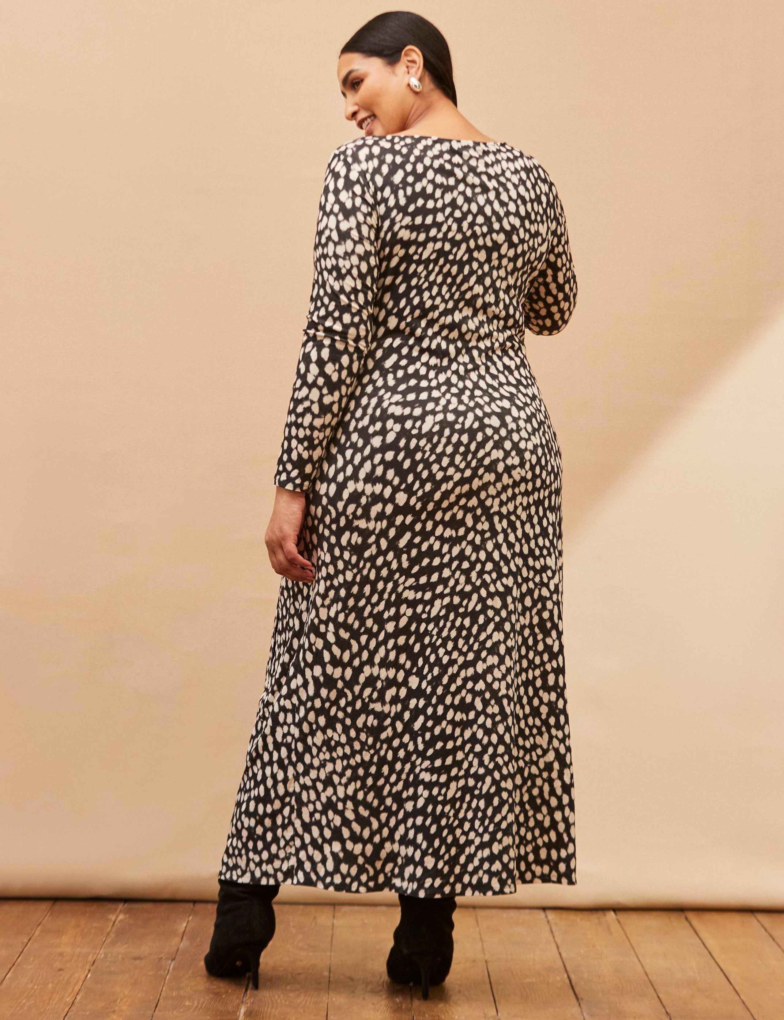 Jersey Animal Print V-Neck Tie Waist Maxi Dress 5 of 5