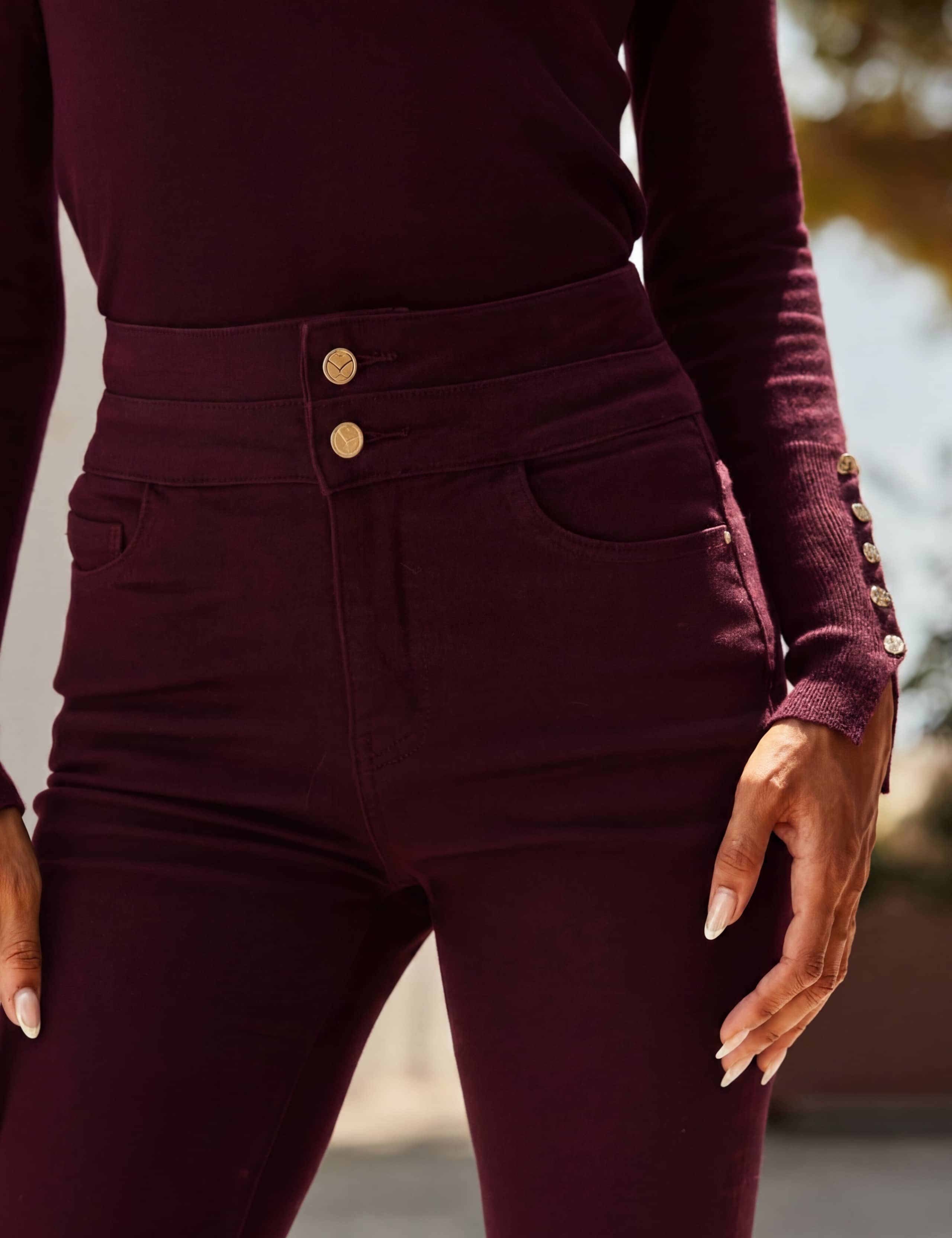 High Waisted Flared Jeans 4 of 4