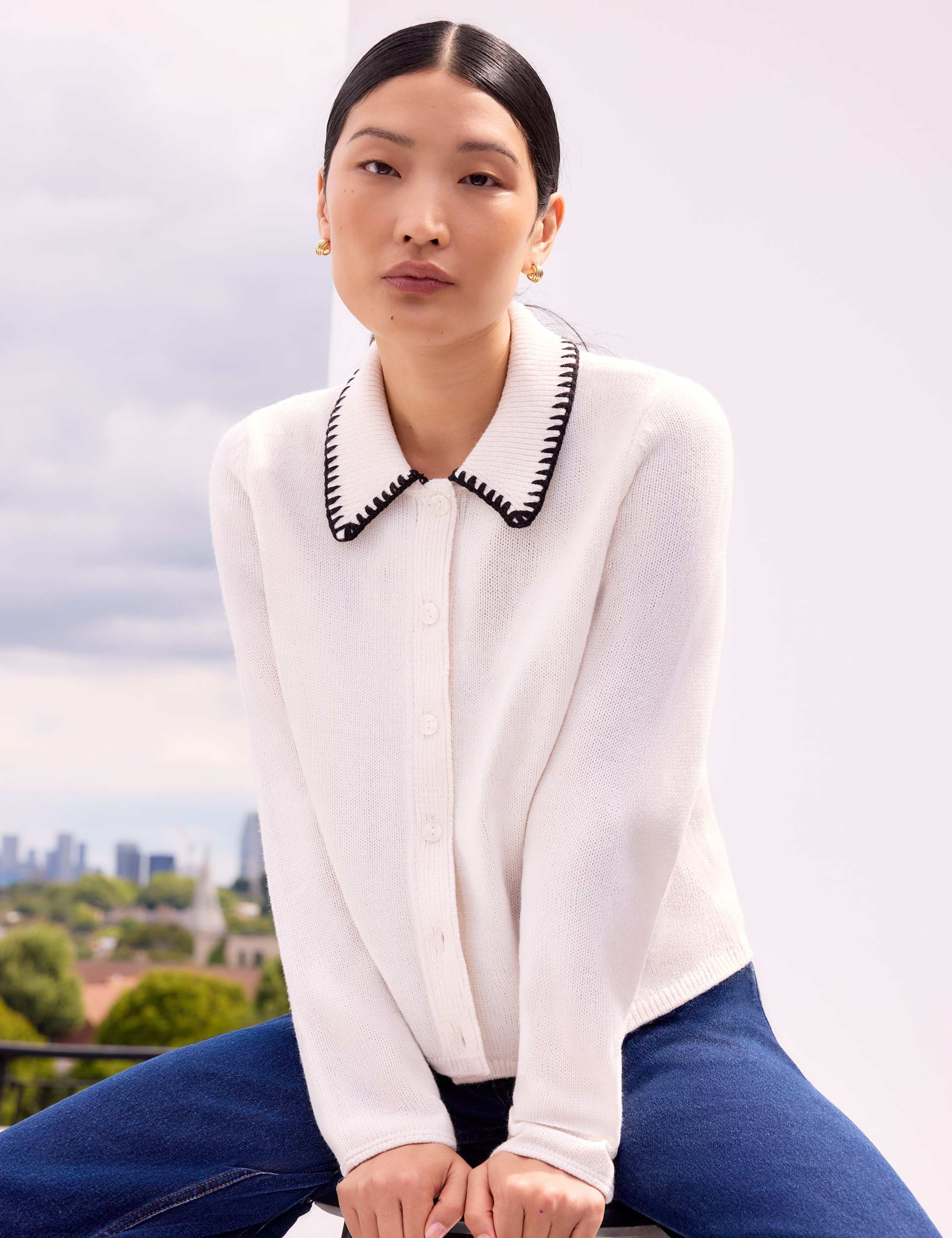 Textured Collared Cardigan with Wool 3 of 5
