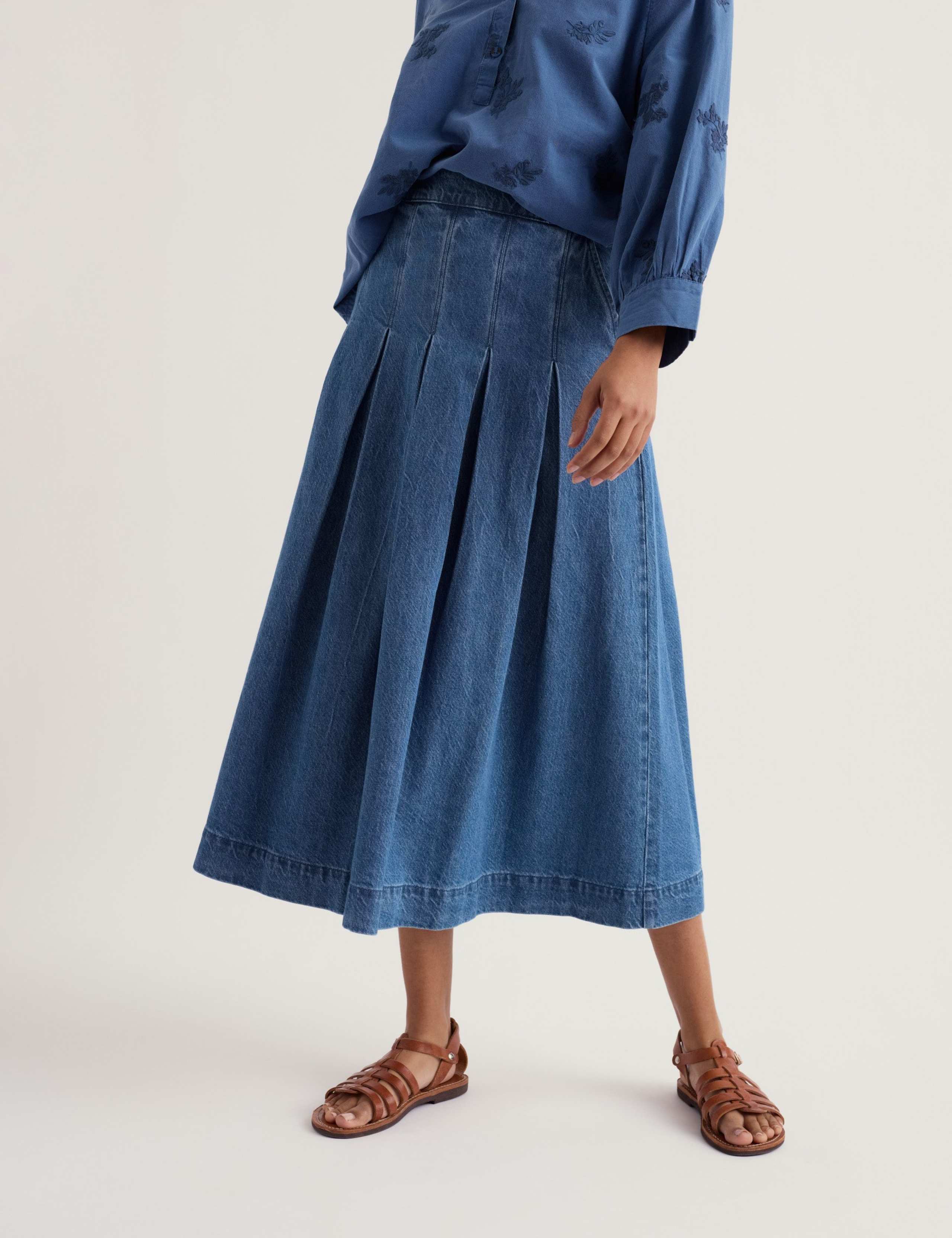 Denim A-Line Midi Skirt with Linen 4 of 5