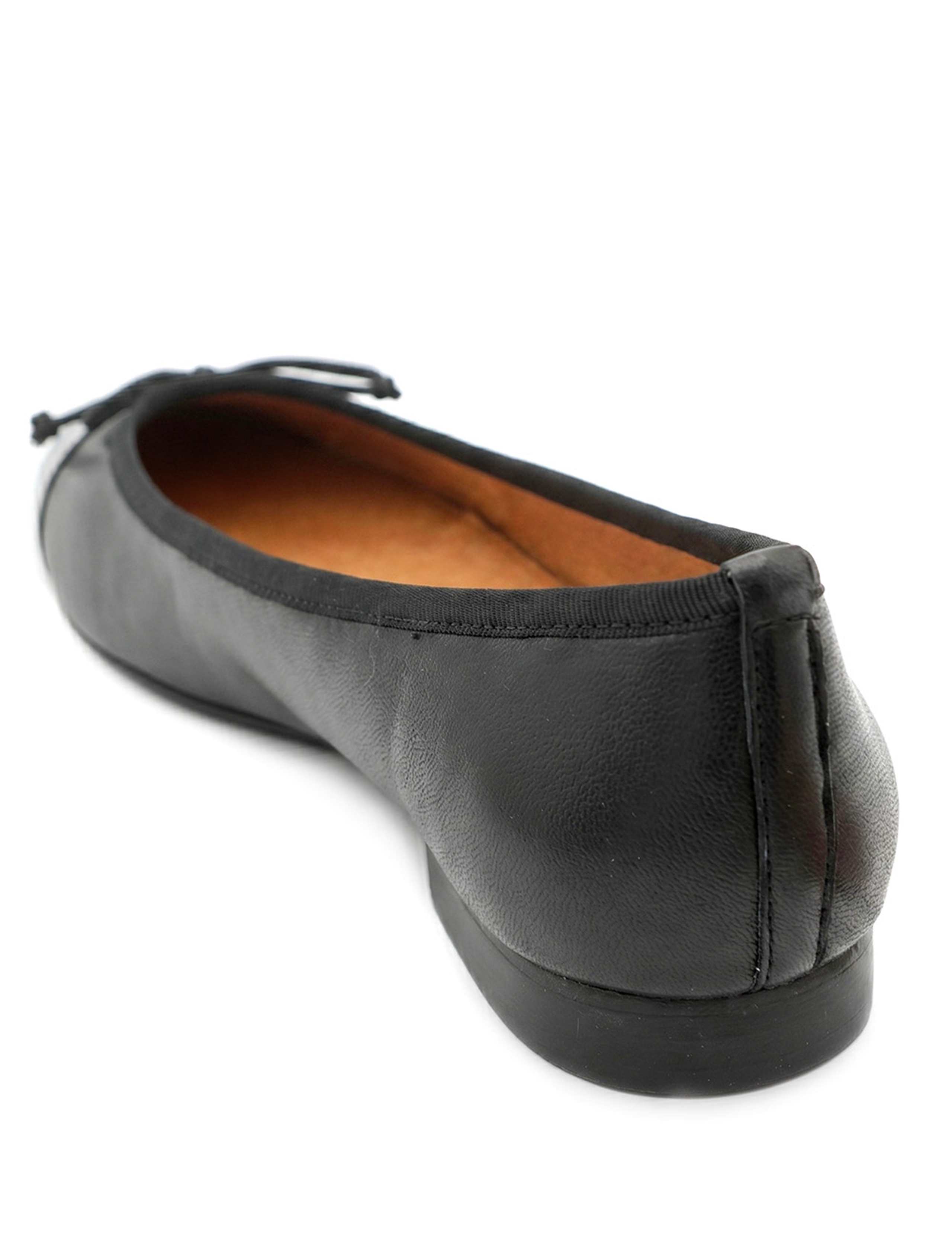 Leather Flat Pumps 5 of 6