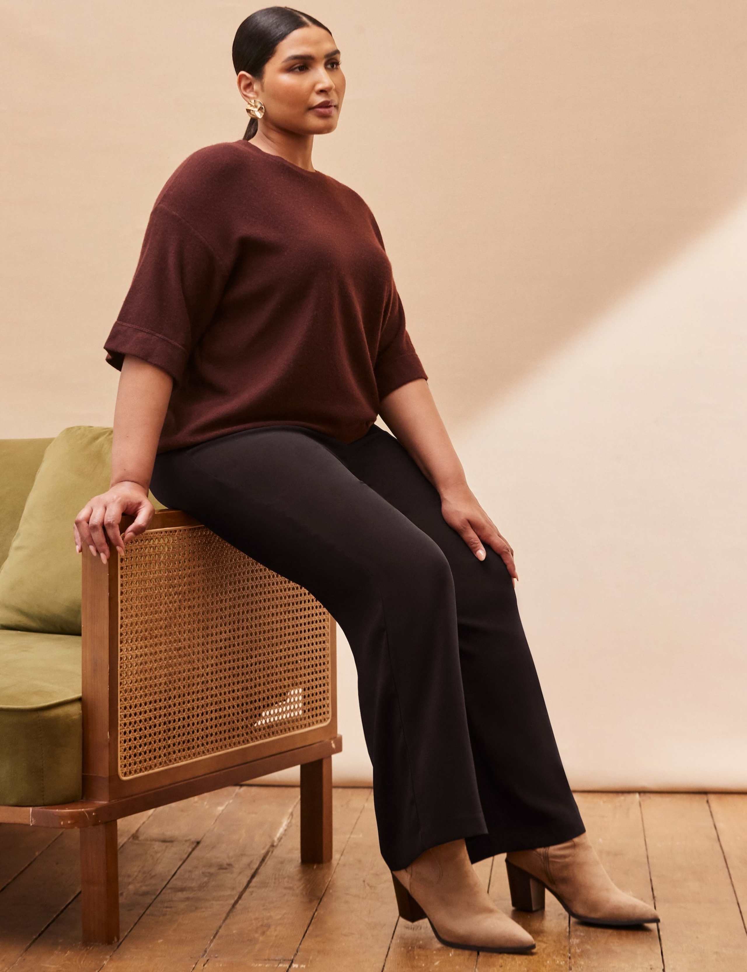 Round Neck Ribbed Detail Top 2 of 4