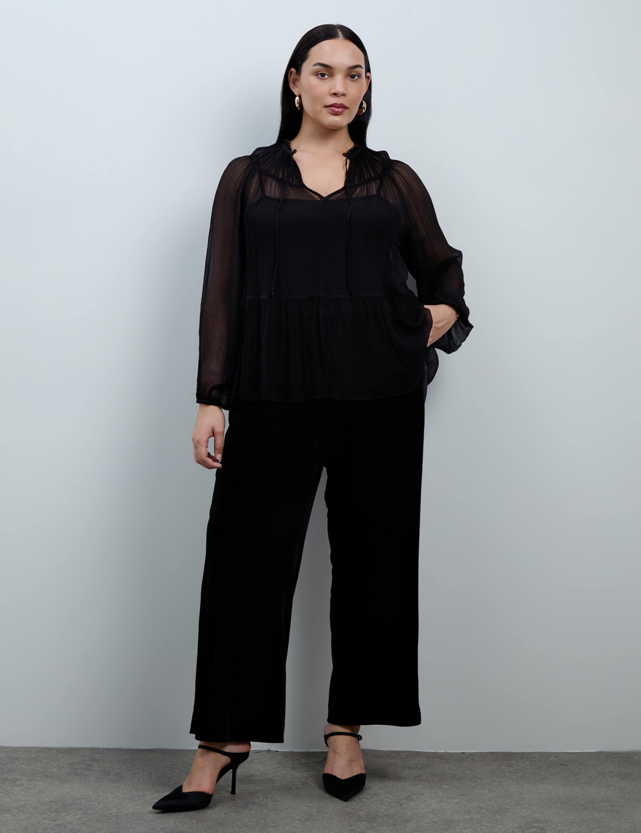 Curve Notch Neck Blouse 3 of 7
