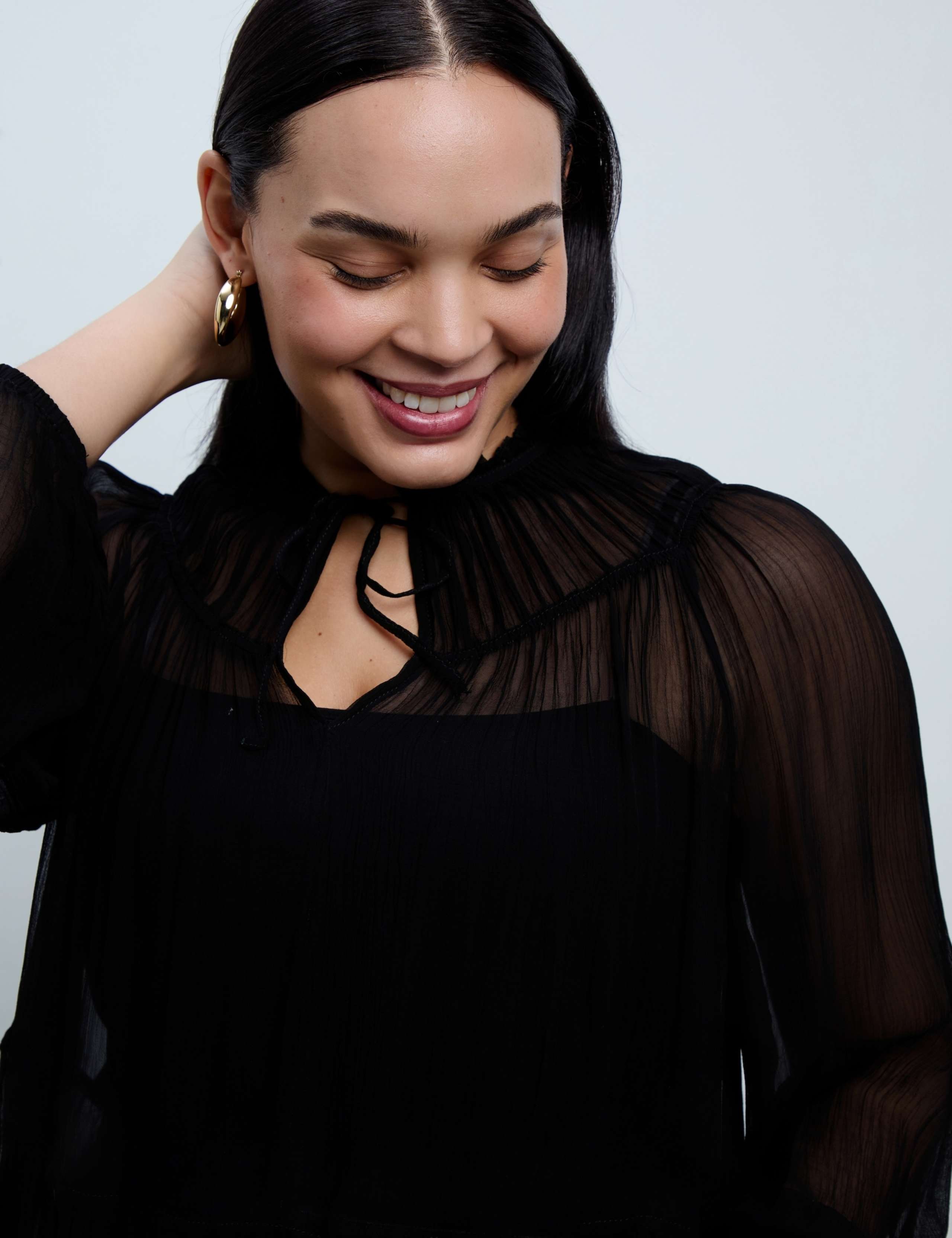 Curve Notch Neck Blouse 6 of 7