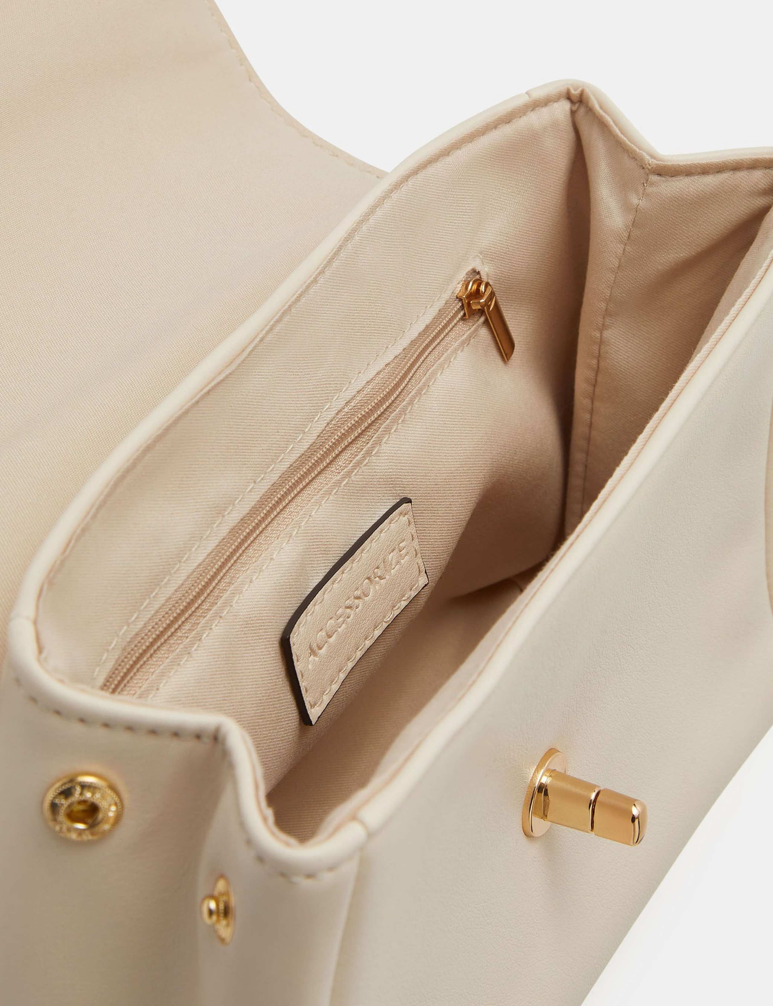 Faux Leather Heart Clasp Cross Body Bag 4 of 5