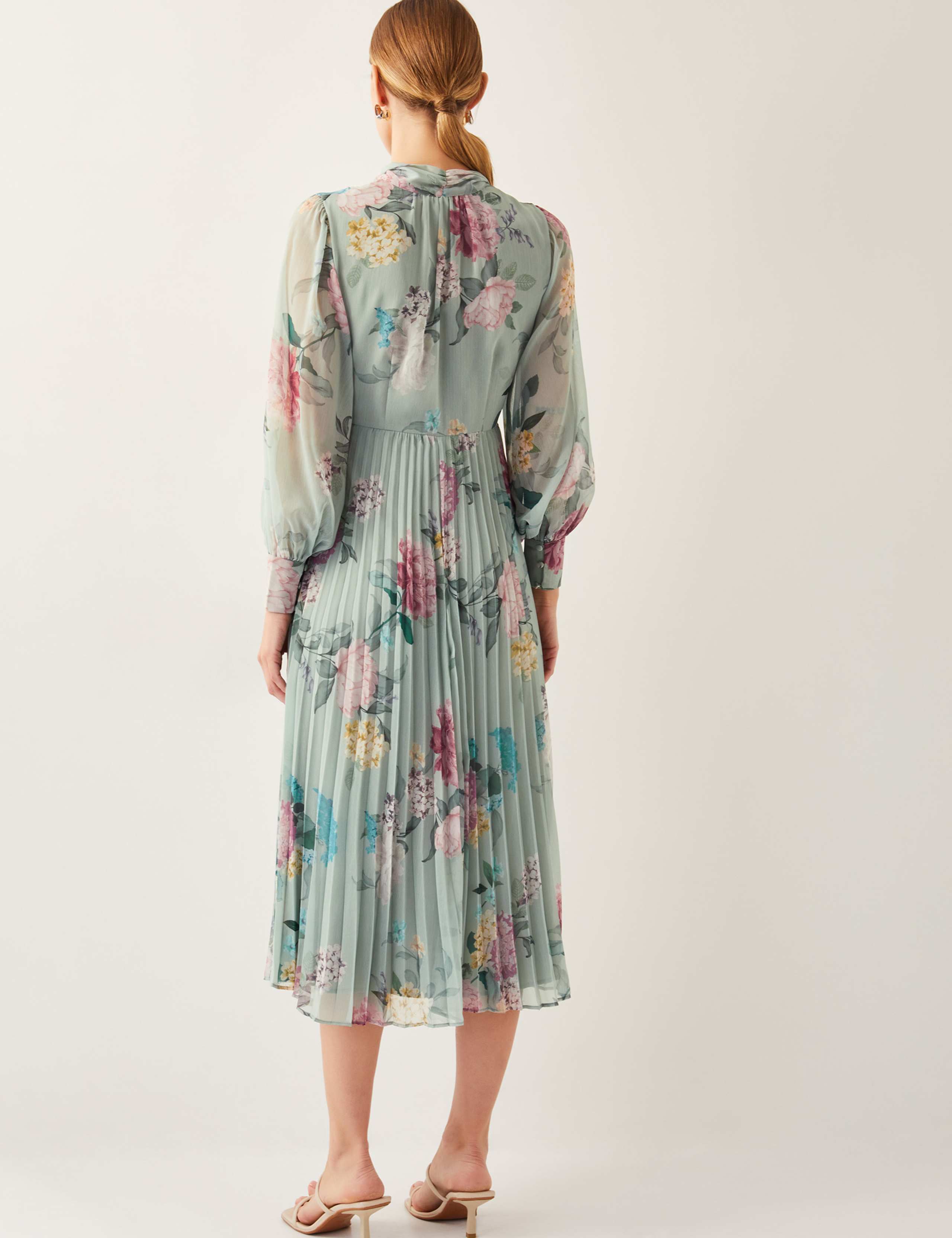 Floral V-Neck Pleated Shirt Dress 4 of 4