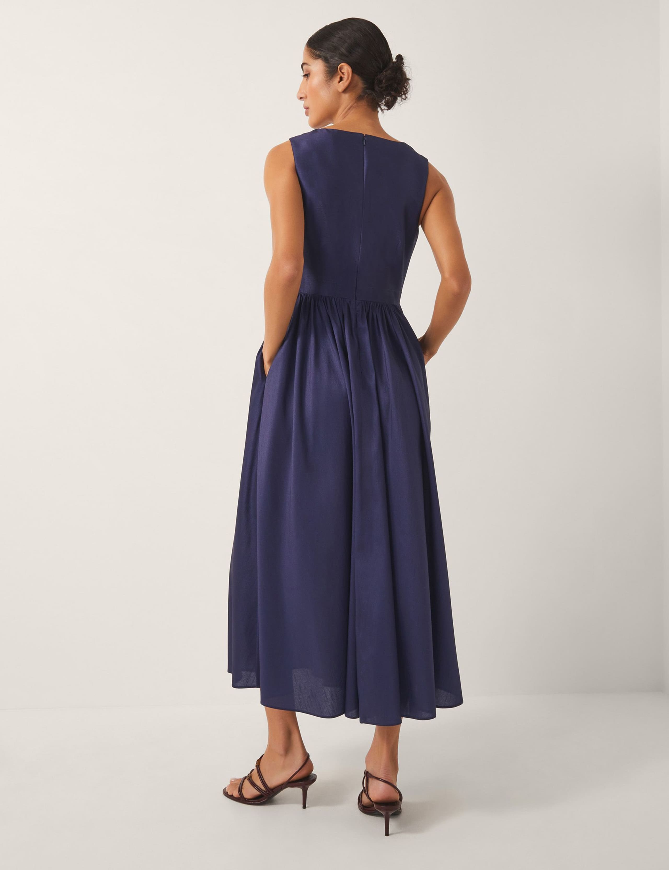 Satin Floral V-Neck Ruched Midi Skater Dress 3 of 5