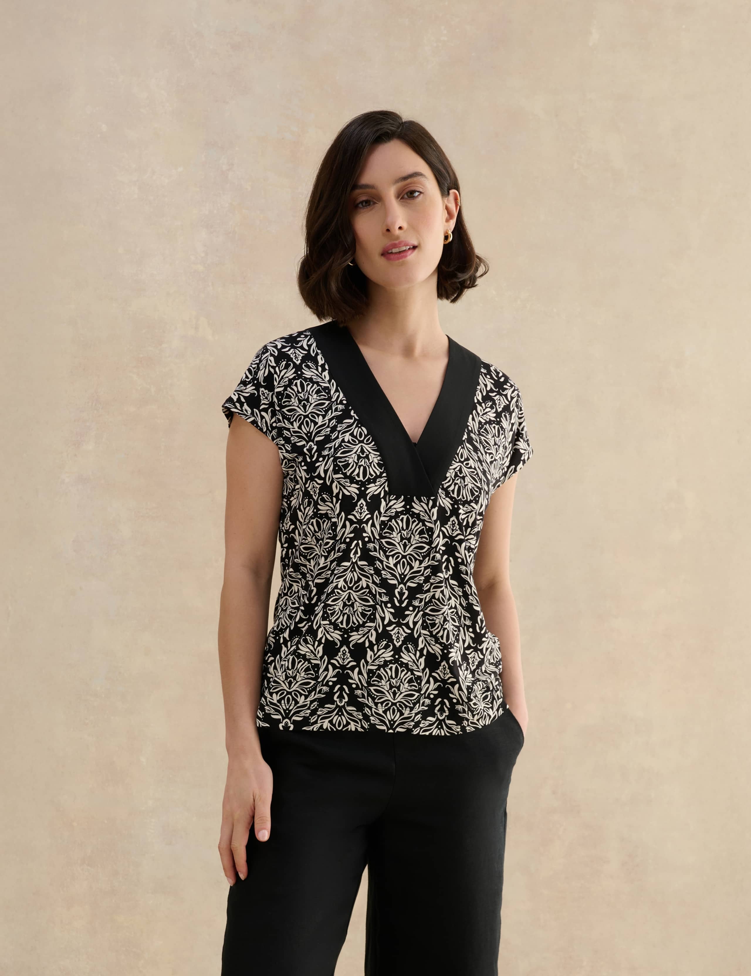Jersey Printed V-Neck Top 1 of 6